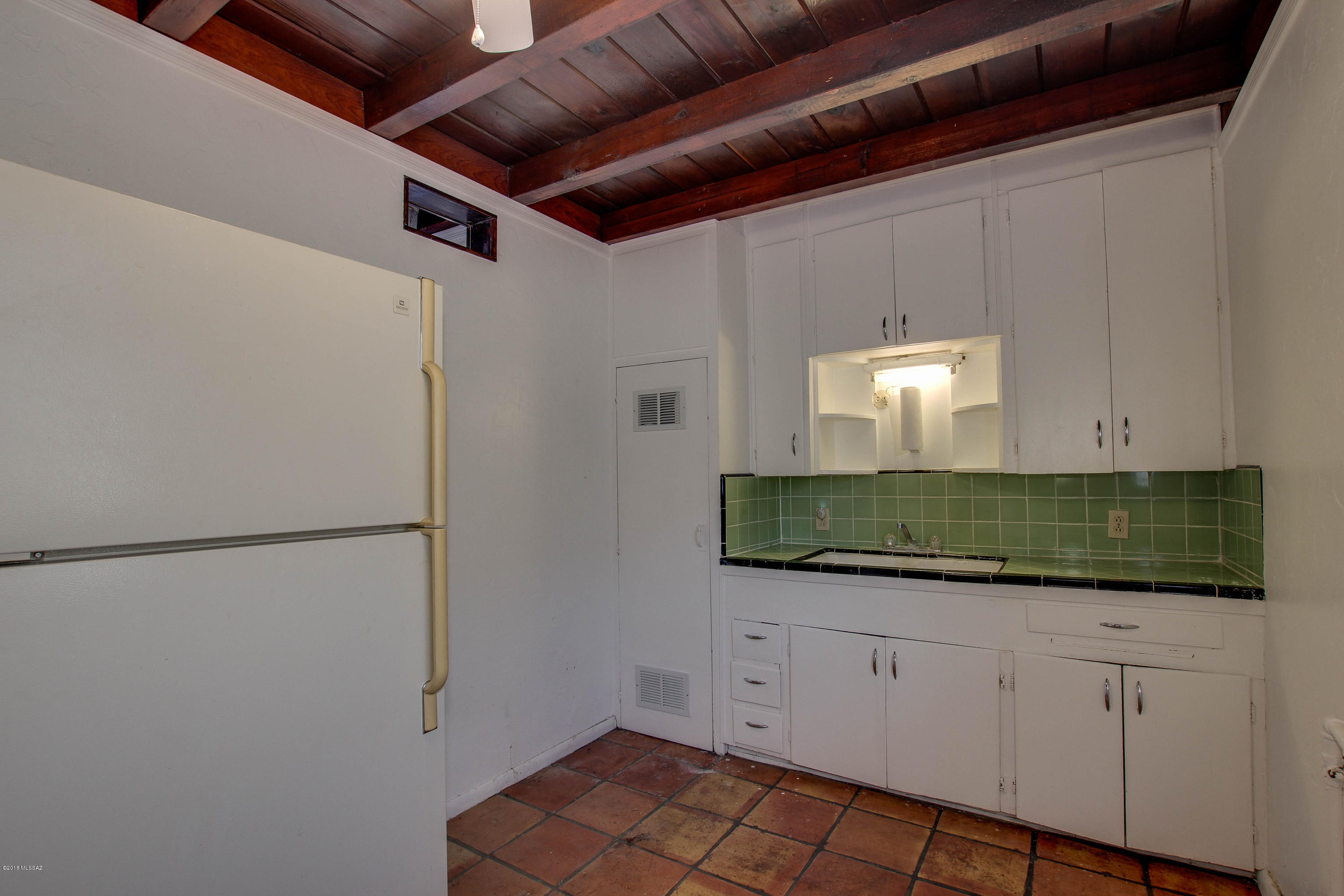 Lincoln Park - Residential Income