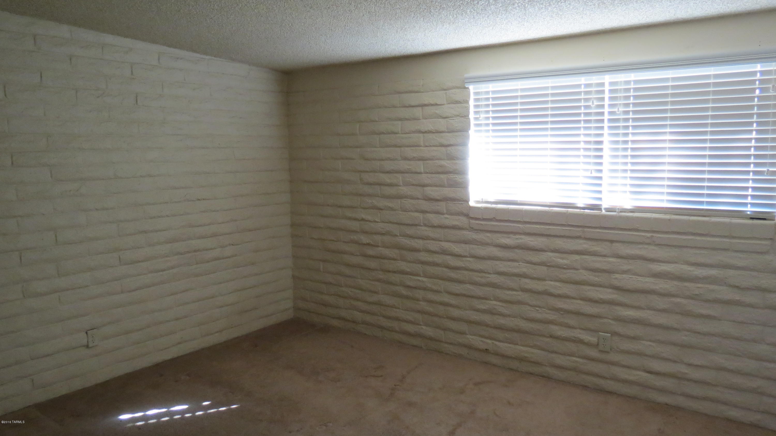 Rancho Verde(1-86) - Residential Lease