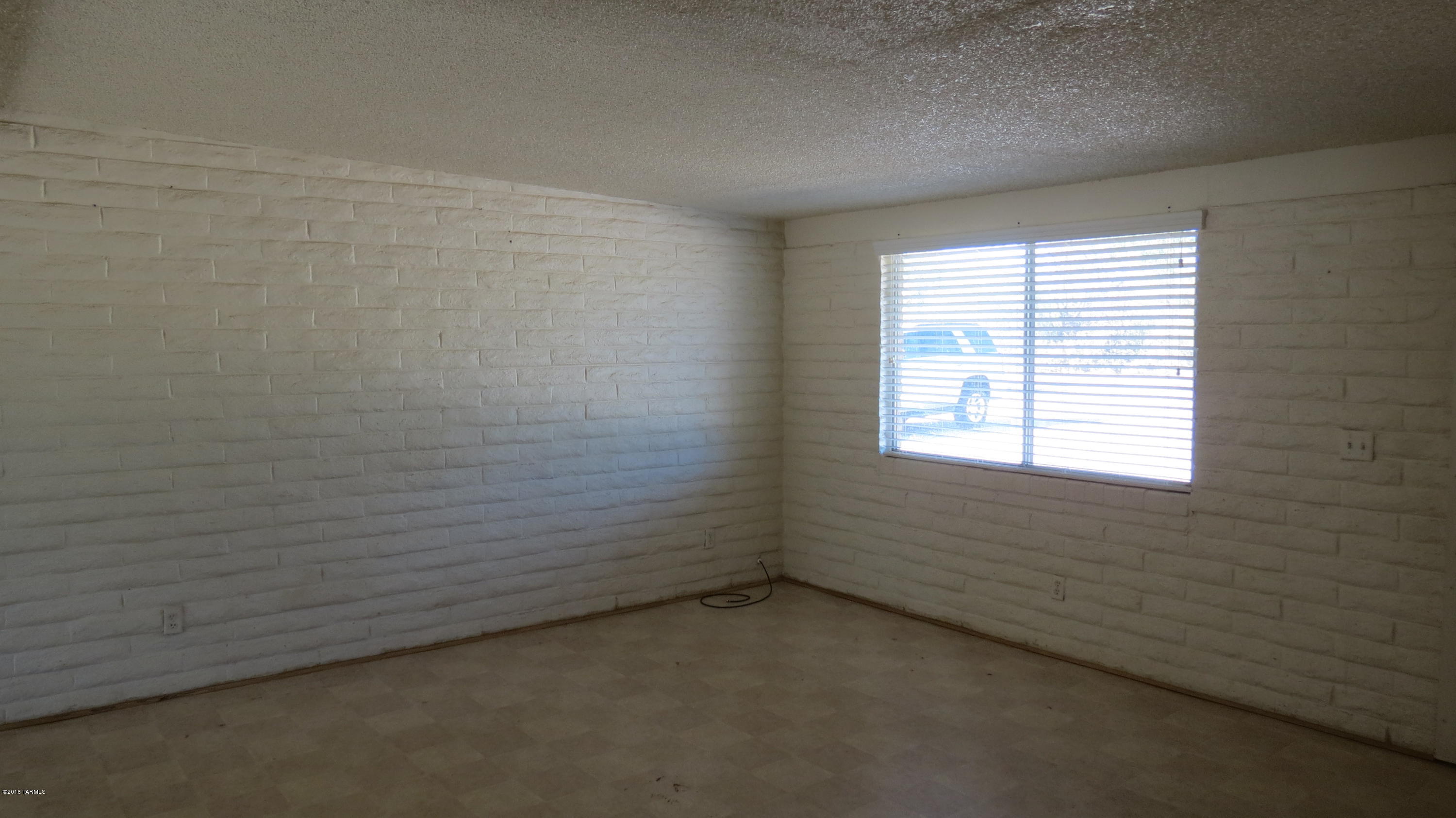 Rancho Verde(1-86) - Residential Lease