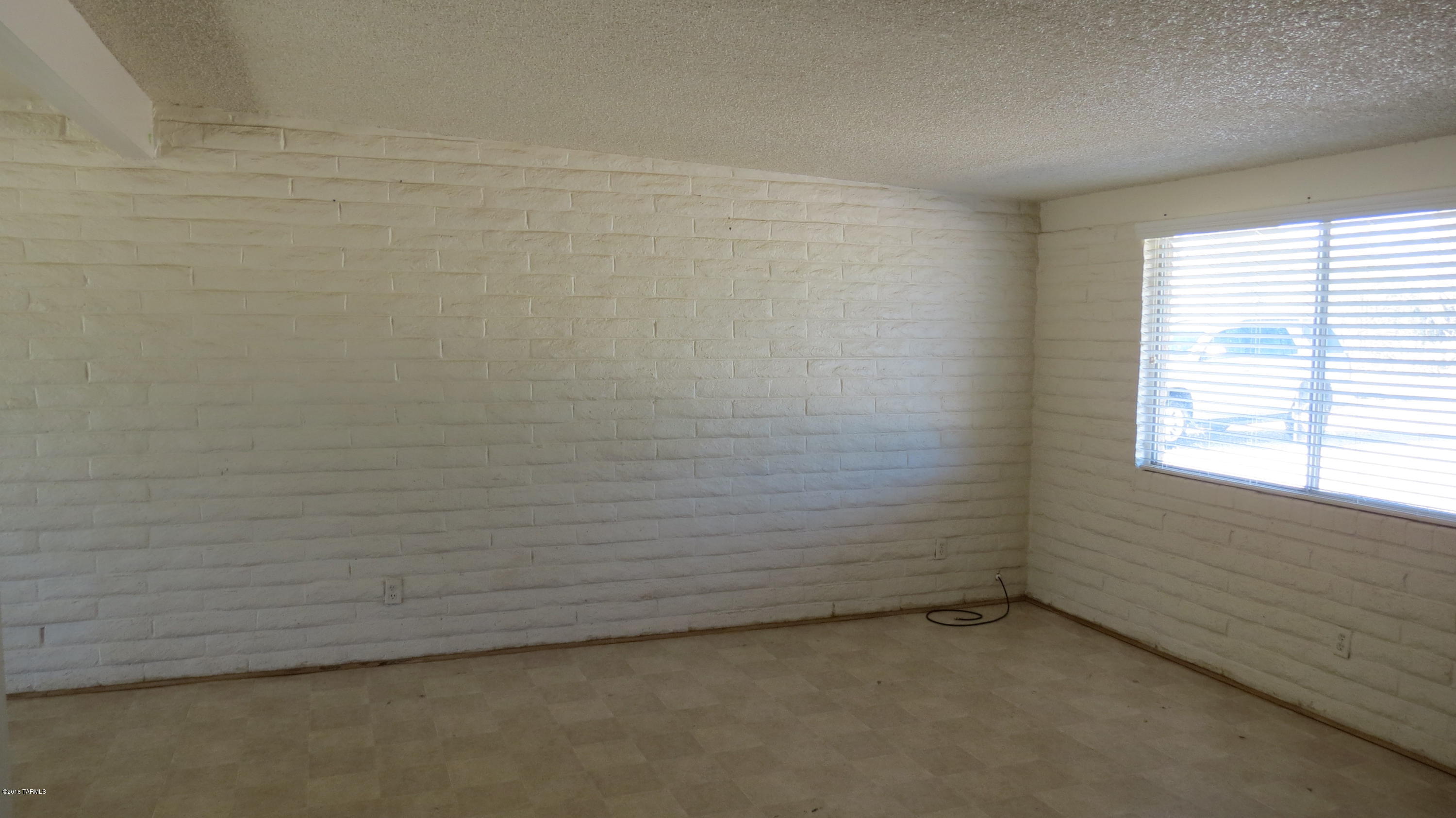 Rancho Verde(1-86) - Residential Lease