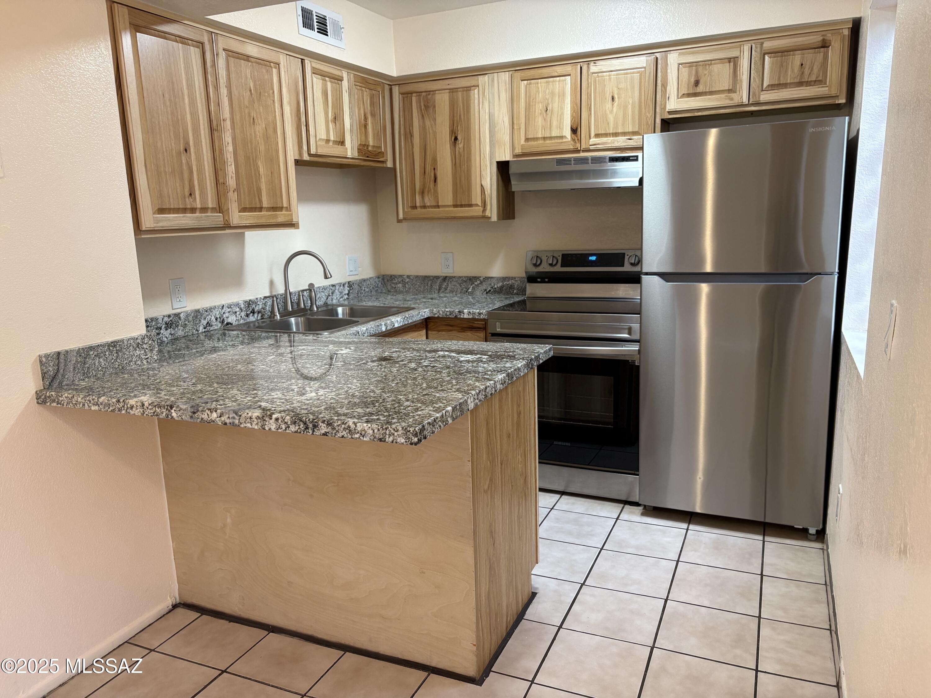 Coronado Heights - Residential Lease