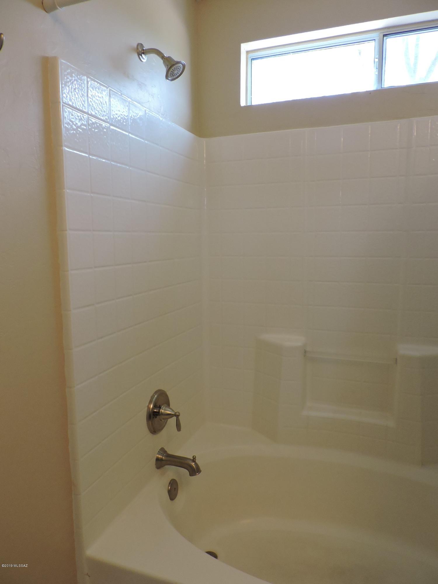 Rio Rico Villas 14 - Residential