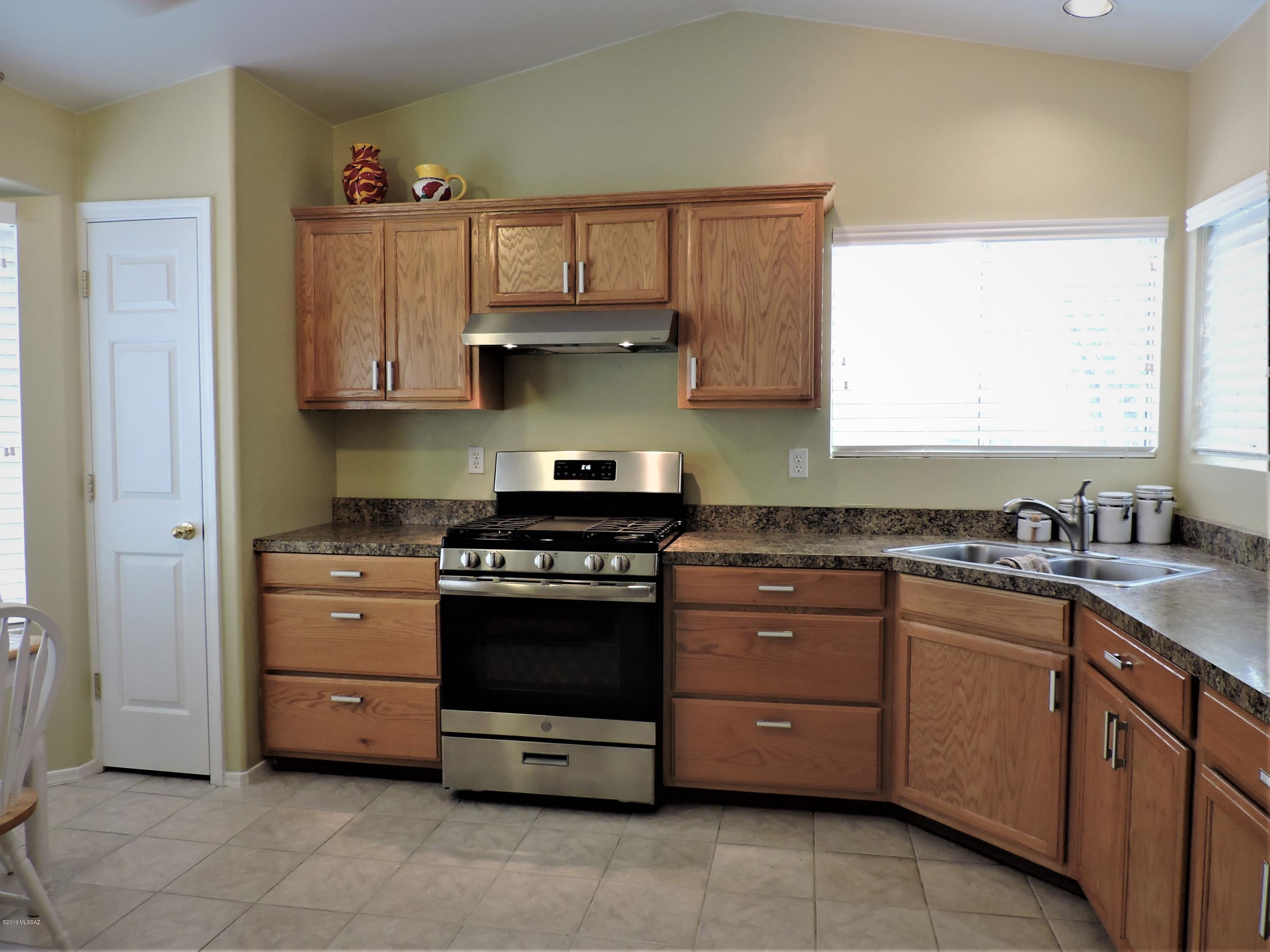 Rio Rico Villas 14 - Residential