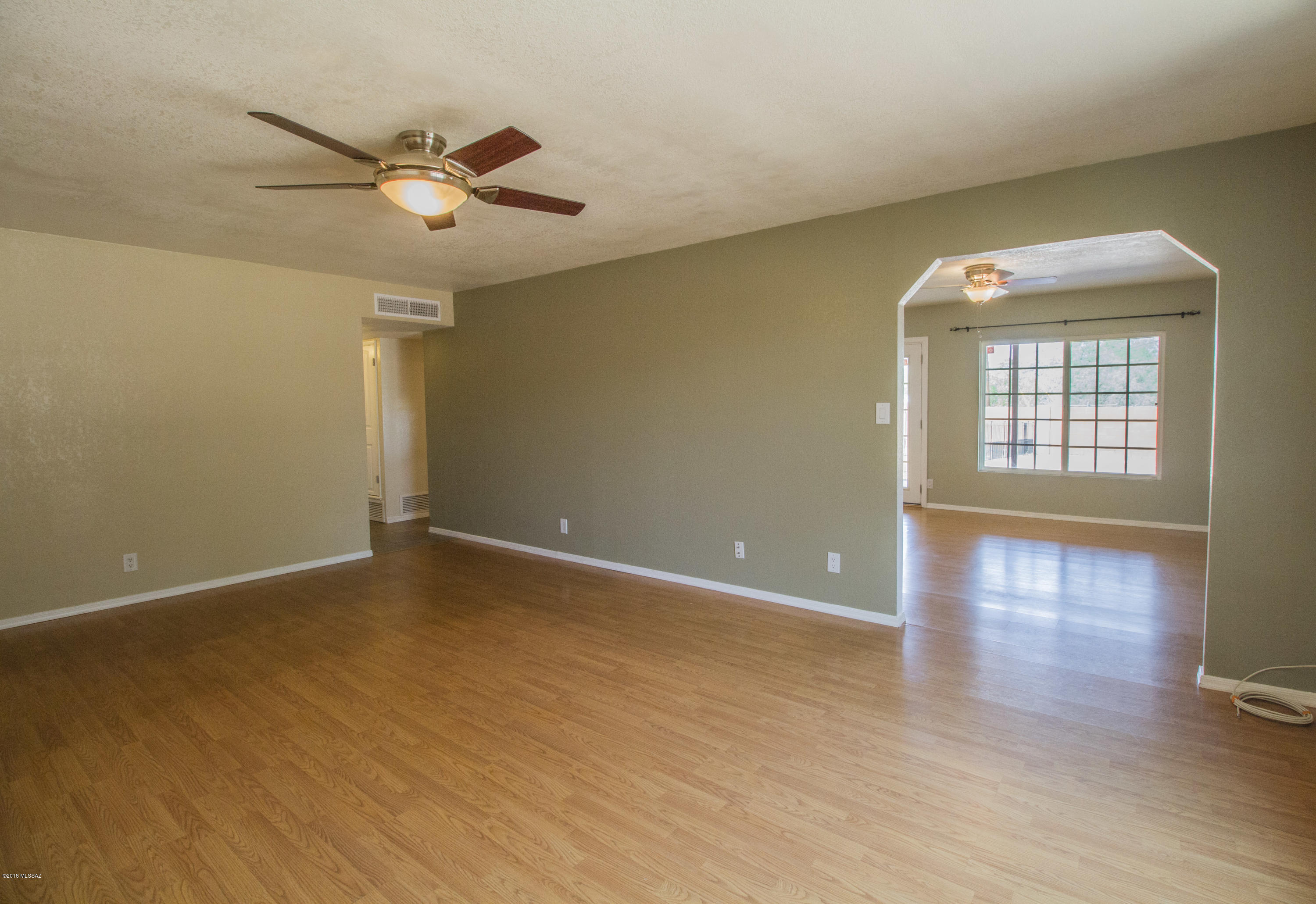 Sherwood Village Terrace (547-571) - Residential