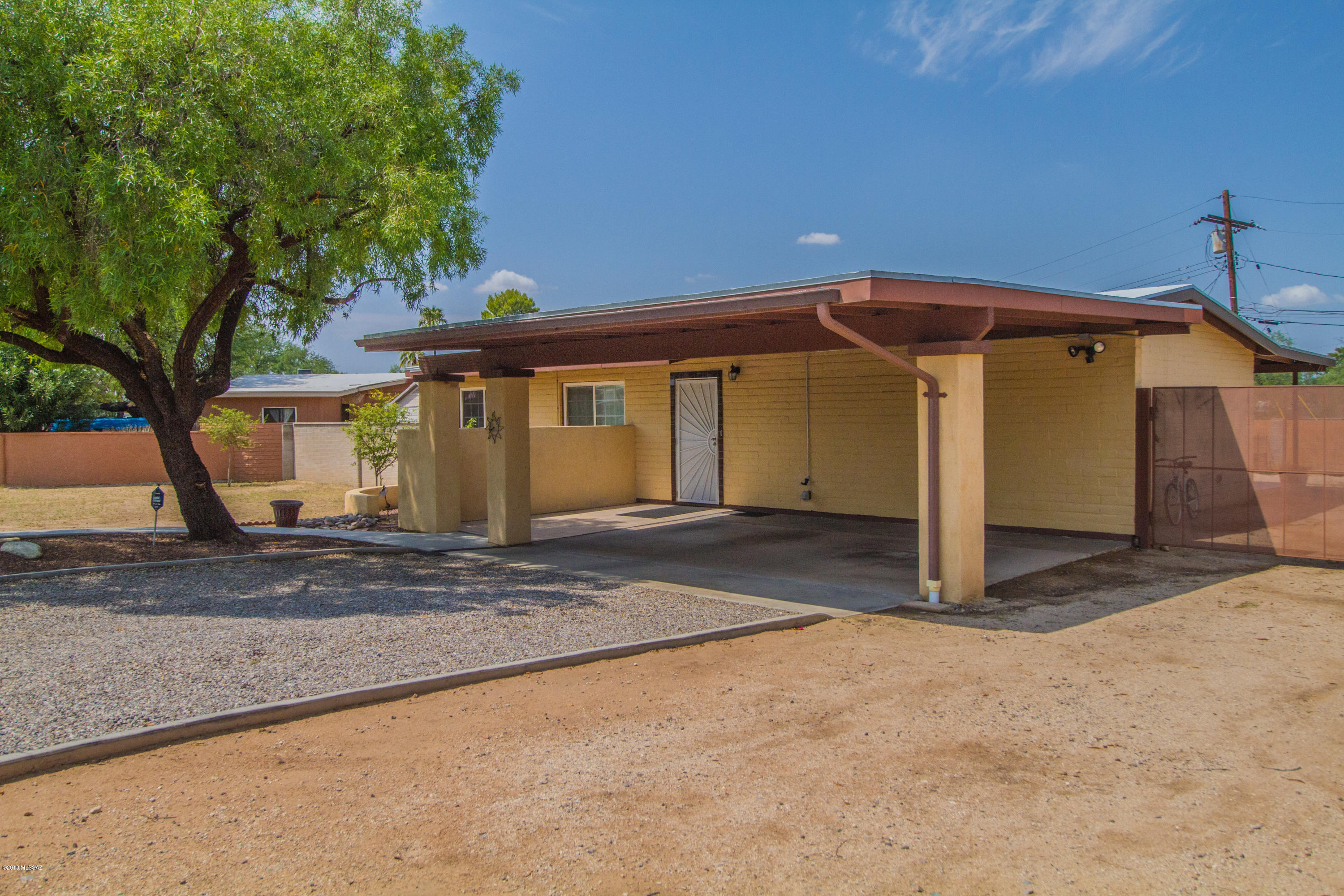 Sherwood Village Terrace (547-571) - Residential