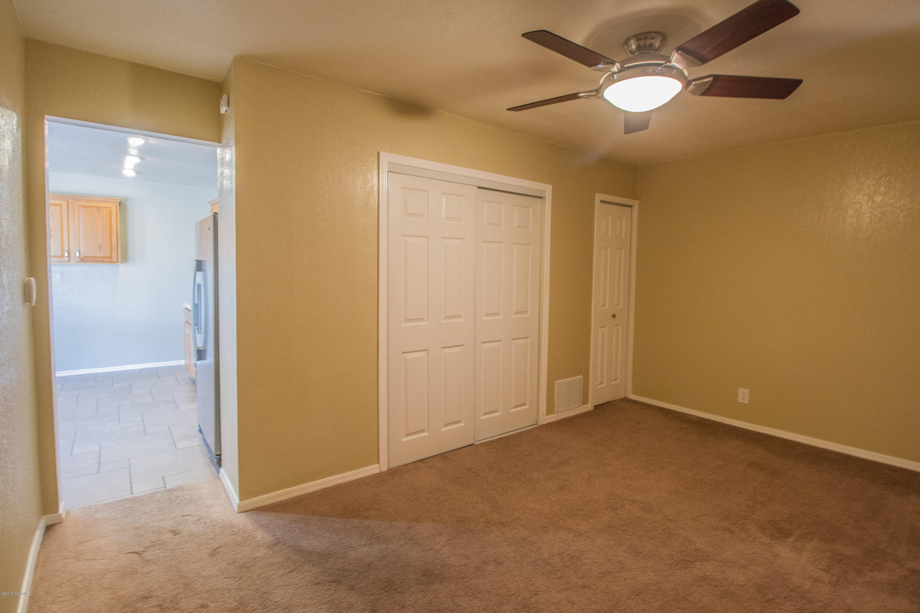 Sherwood Village Terrace (547-571) - Residential