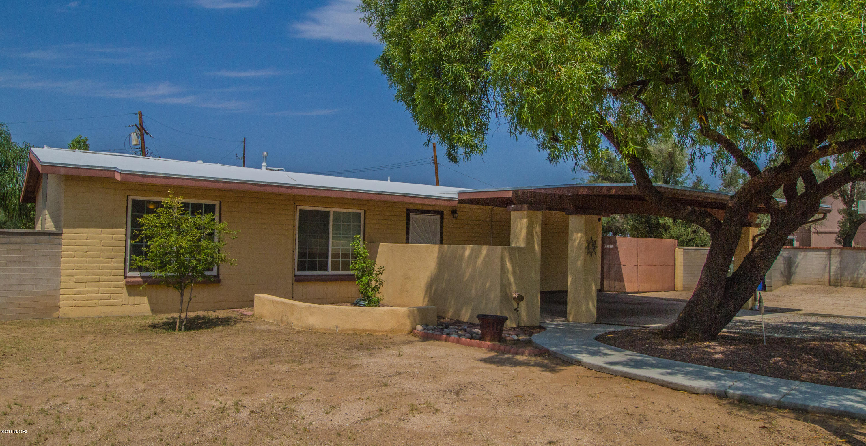 Sherwood Village Terrace (547-571) - Residential