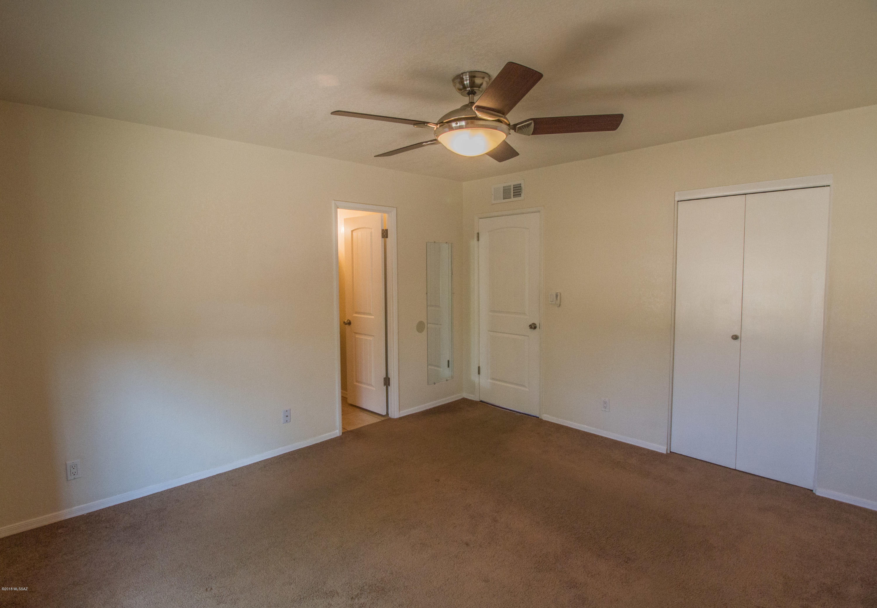Sherwood Village Terrace (547-571) - Residential