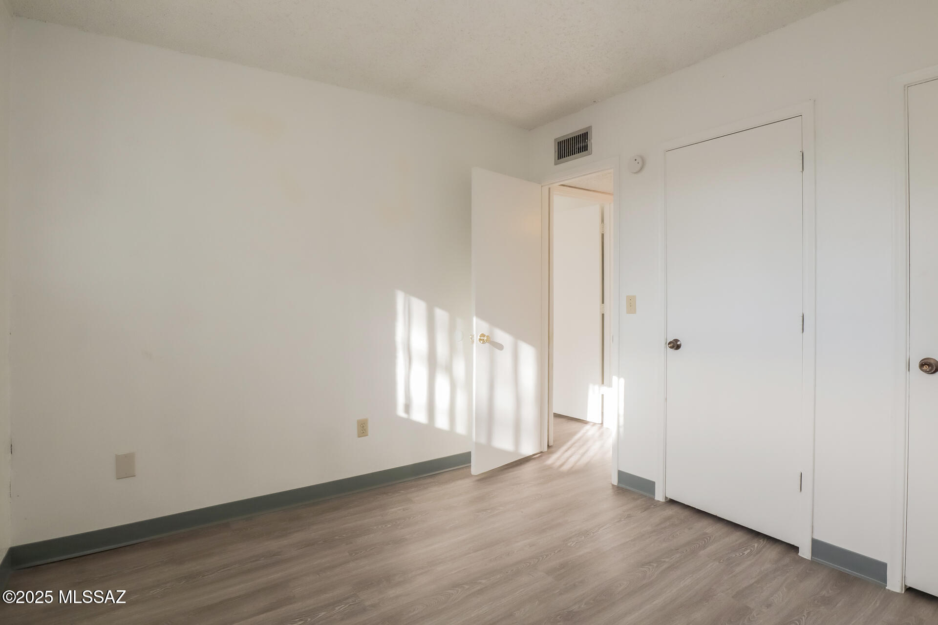 Hedrick Acreage NO. 1 - Residential Lease
