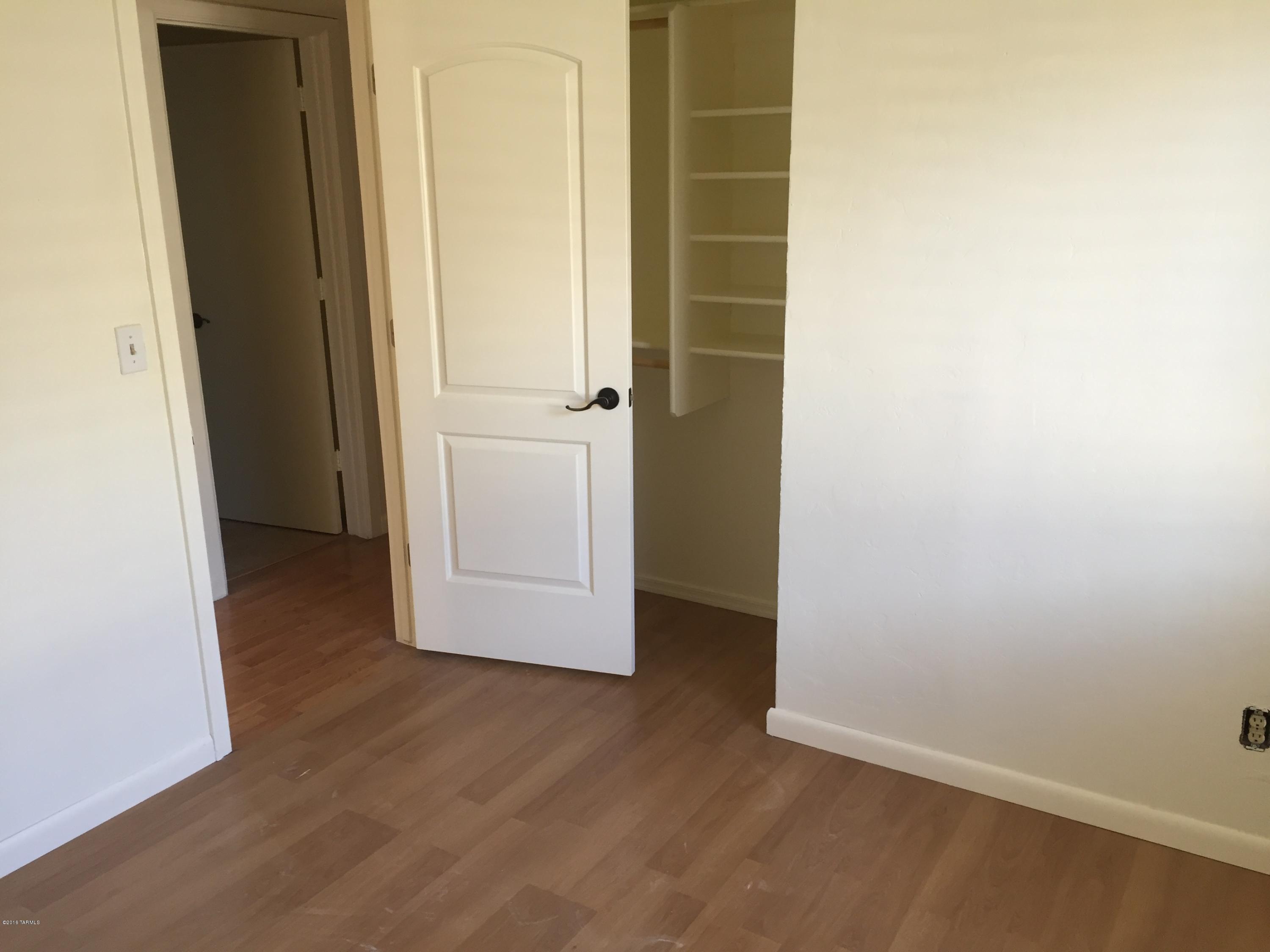 Los Olivos Est II (25-84) - Residential Lease