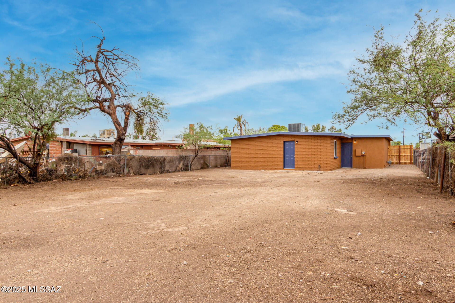 El Rio Park - Residential