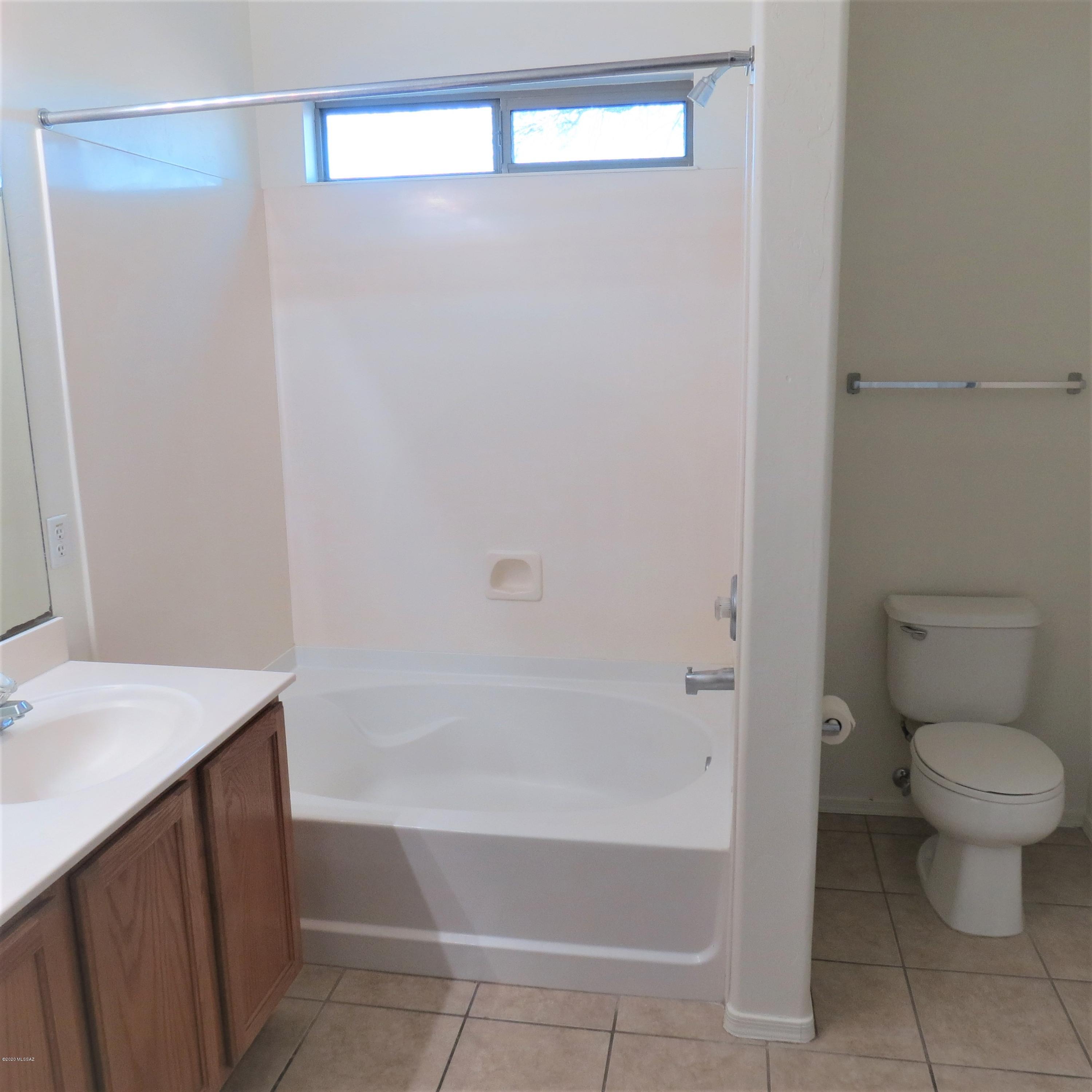 Continental Reserve Blk. 7 & 8 (1-82) - Residential Lease