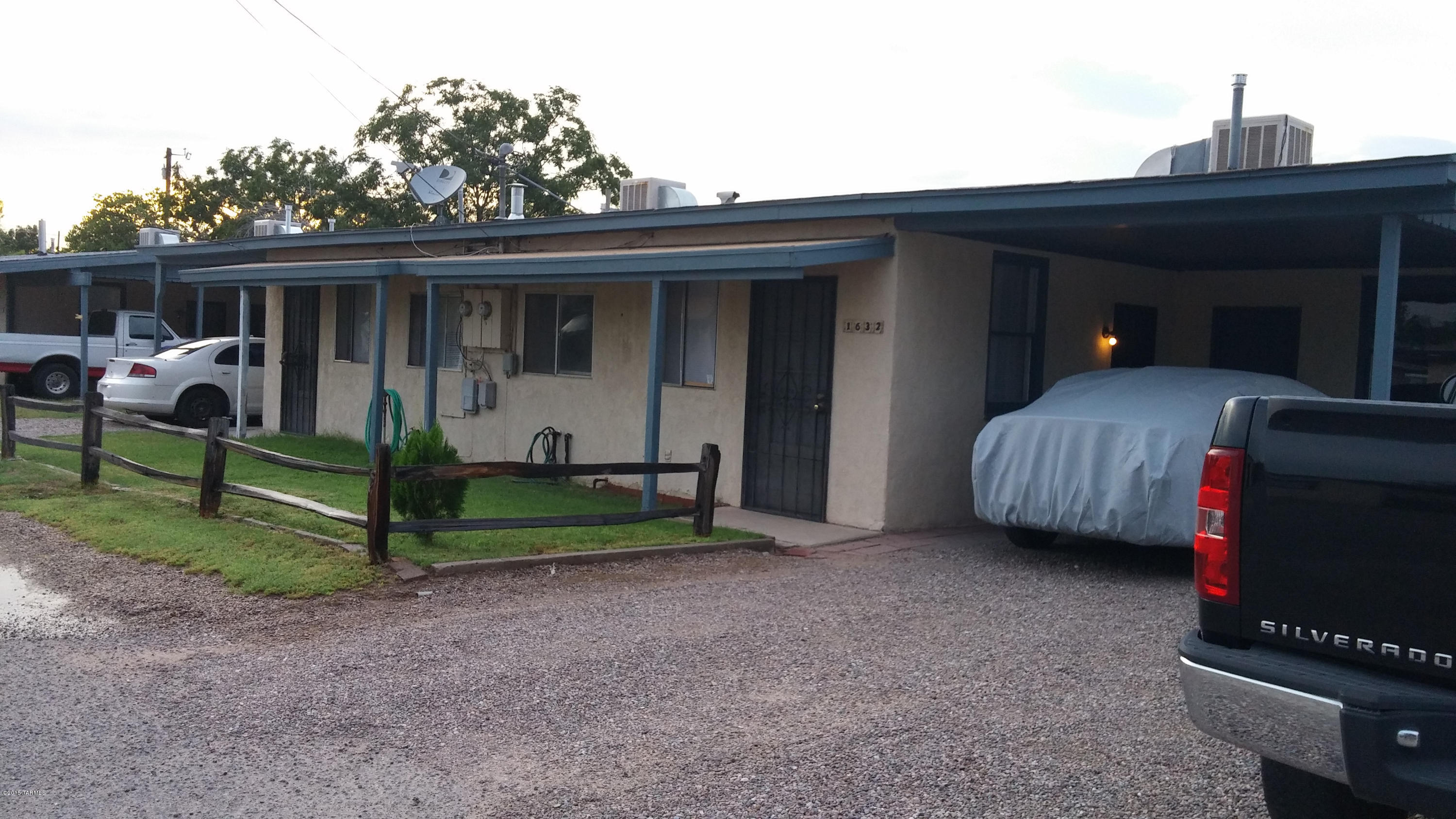 One of a kind Investment opportunity near the Flowing Wells High School. The property is composed of 10 Units (3 Duplexes, 3 Single Family Homes and a 1 Bedroom Apt) all with their own laundry hookups. Perfect for an in or out of state Investor. Located on a quite cul de sac the area is low traffic and Quite. This is the Investment you have been waiting for.