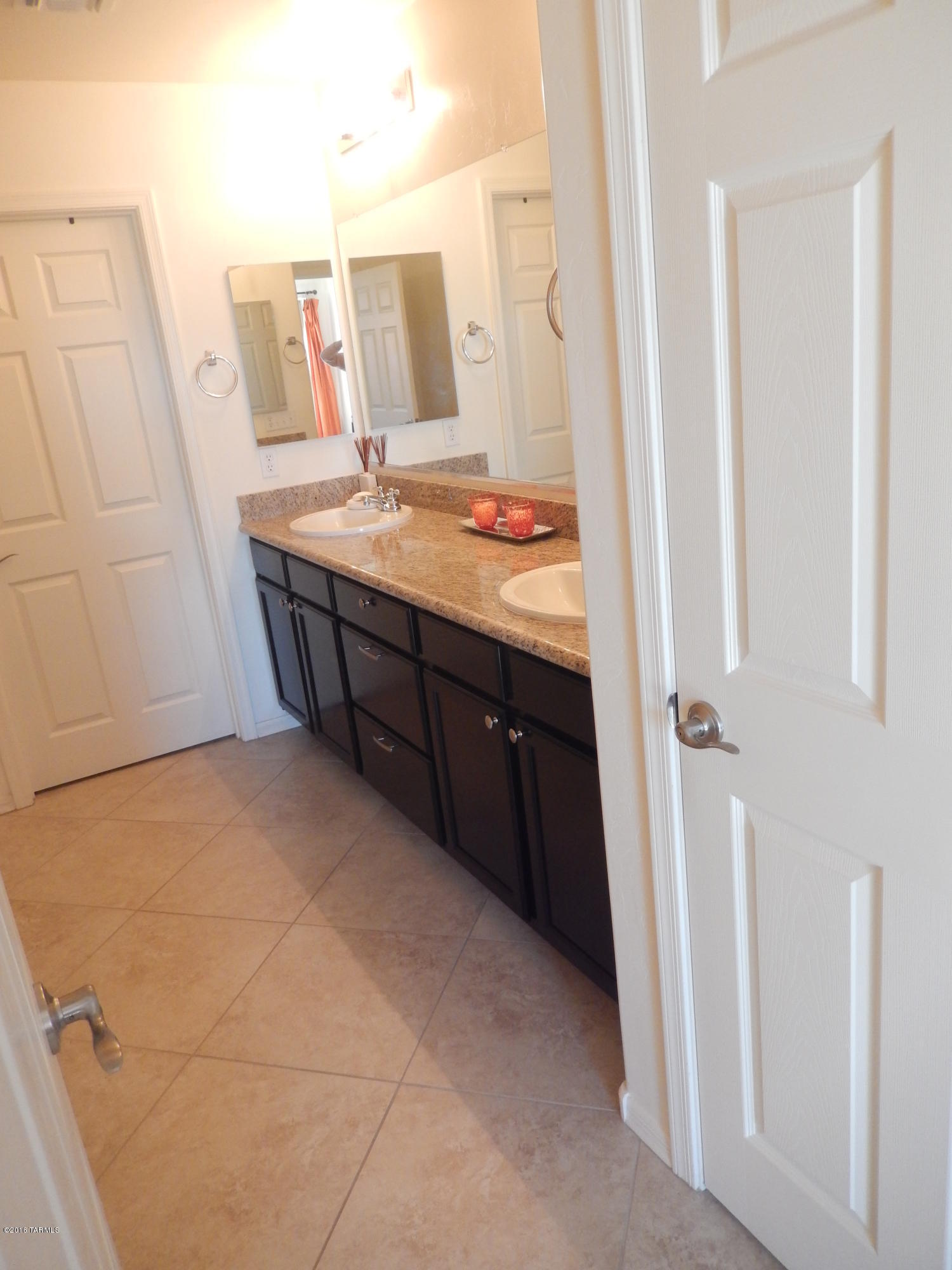Rancho Del Lago (1-100) - Residential