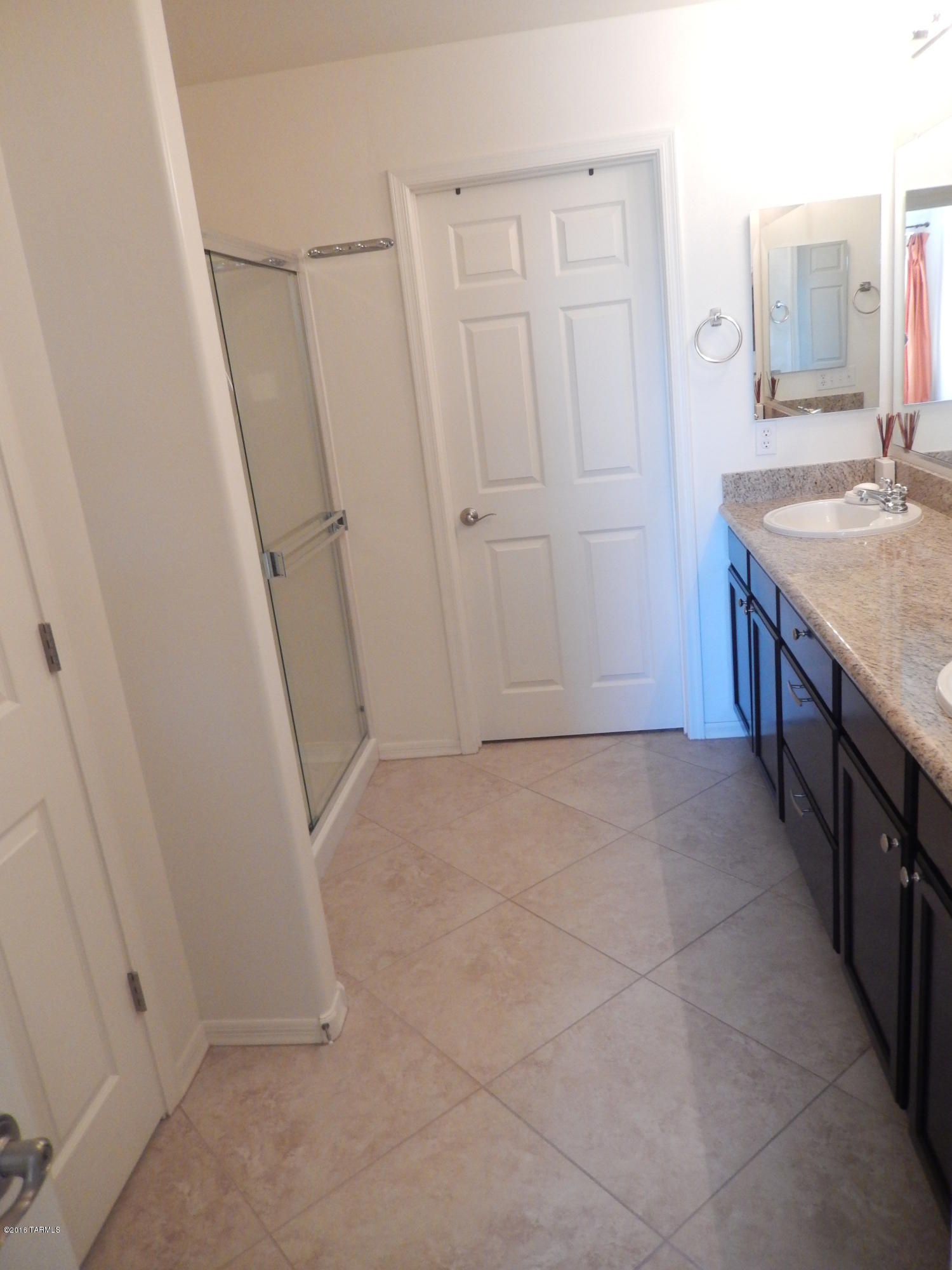 Rancho Del Lago (1-100) - Residential