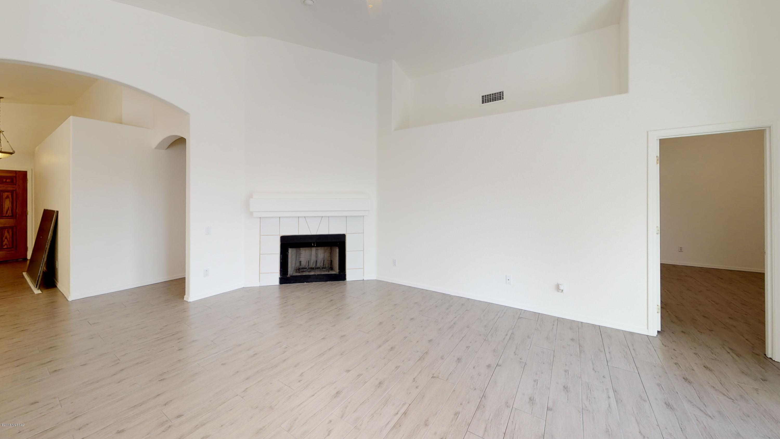 Encanto Canyon II (1-67) - Residential Lease