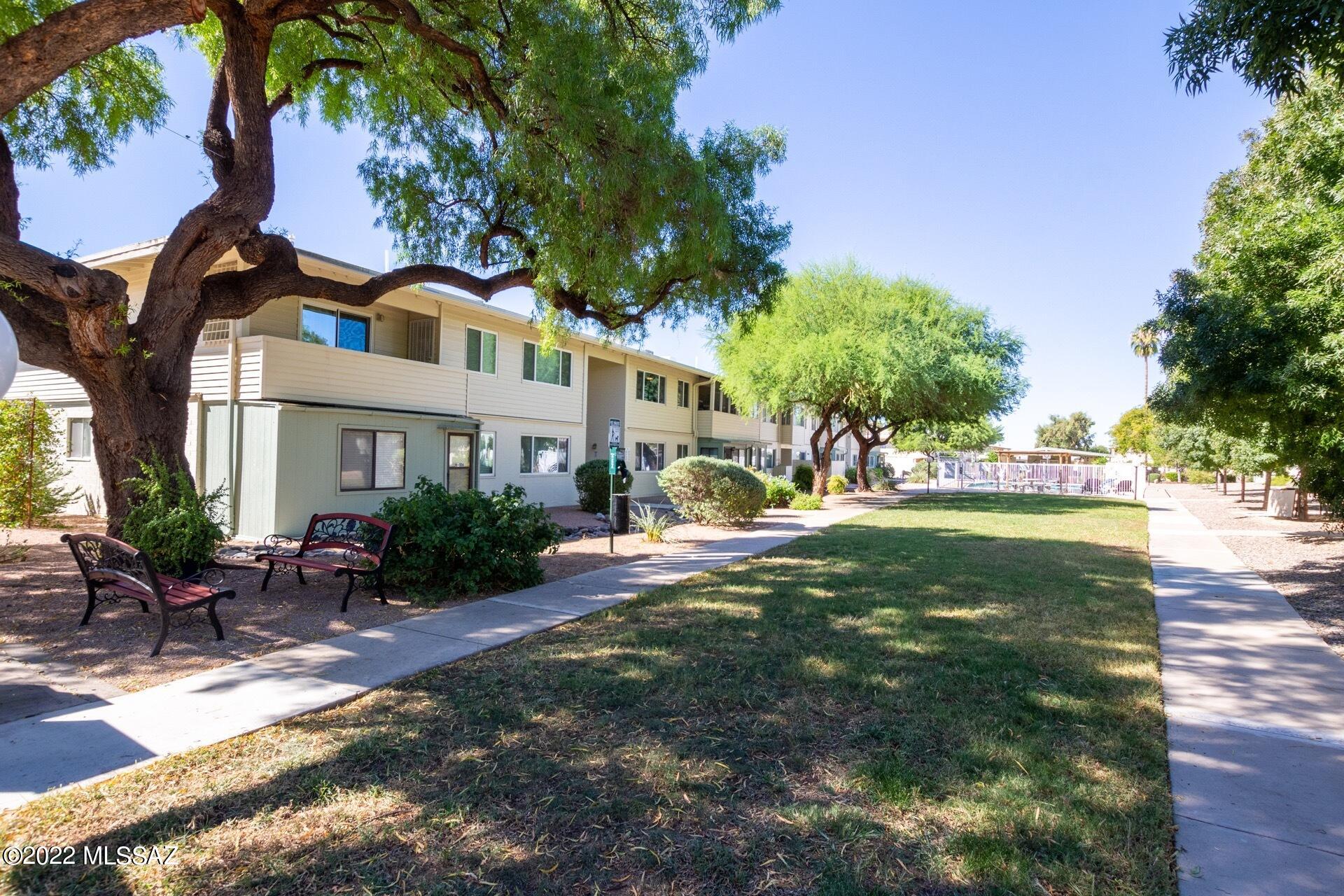 Sherwood Village Terrace (171-230) - Residential