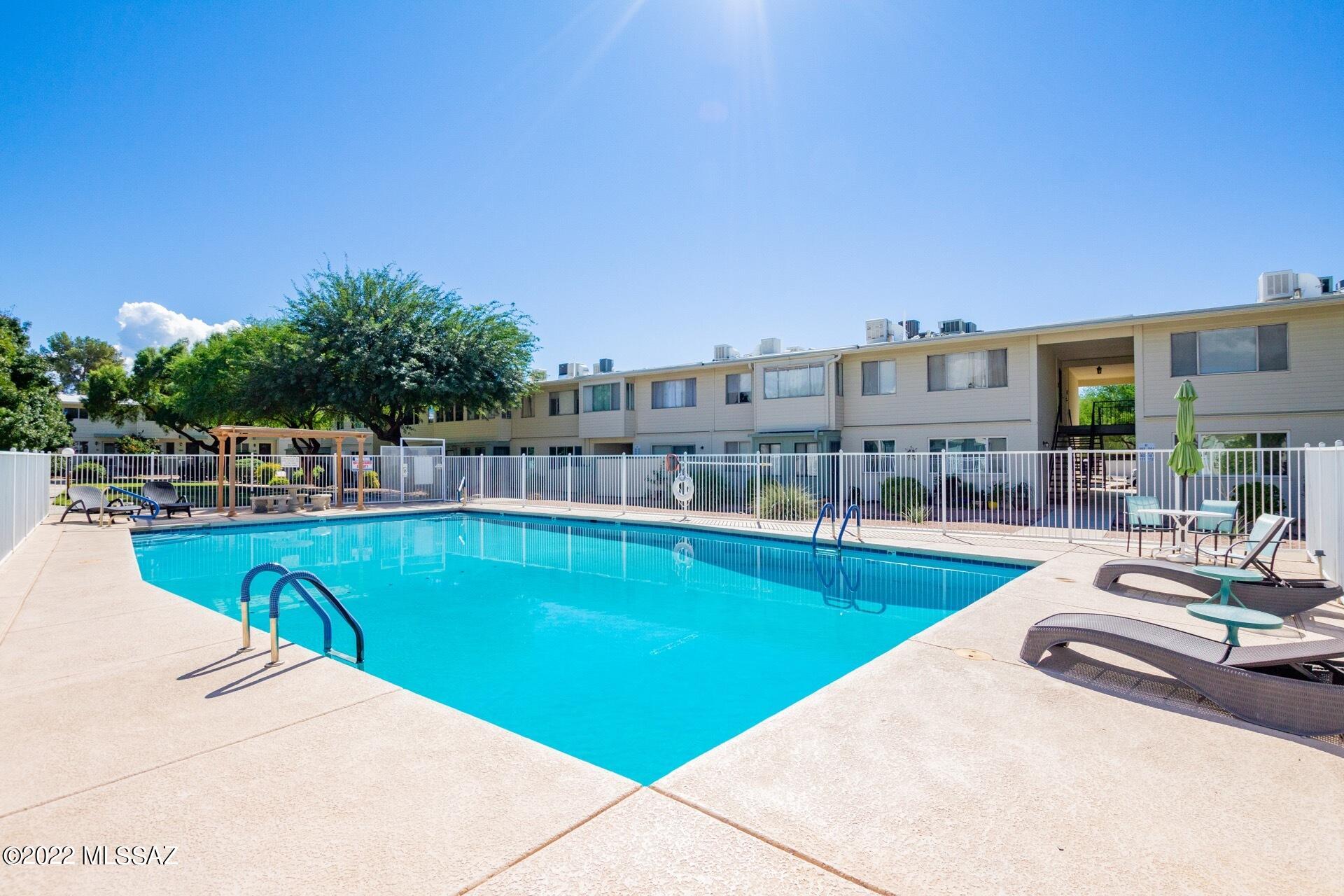 Sherwood Village Terrace (171-230) - Residential