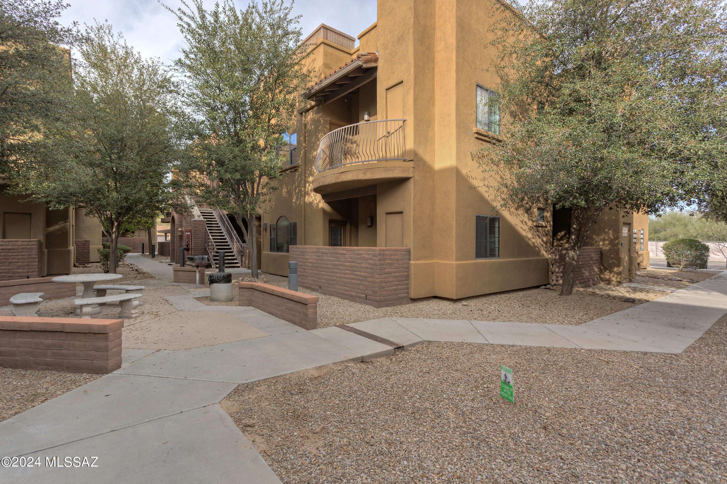 Placita Escondida Bldgs 18-20 Units 1-204 - Residential