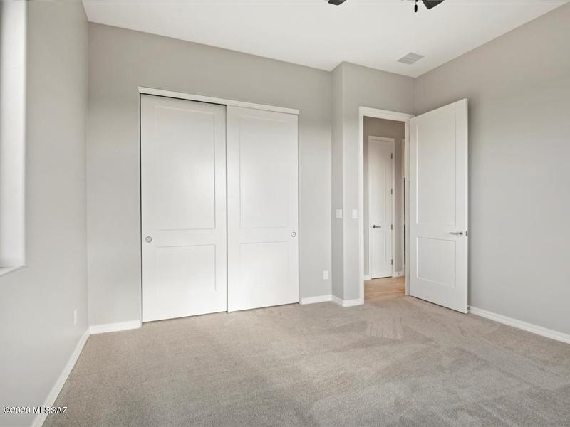 Coyote Creek (1-395) - Residential