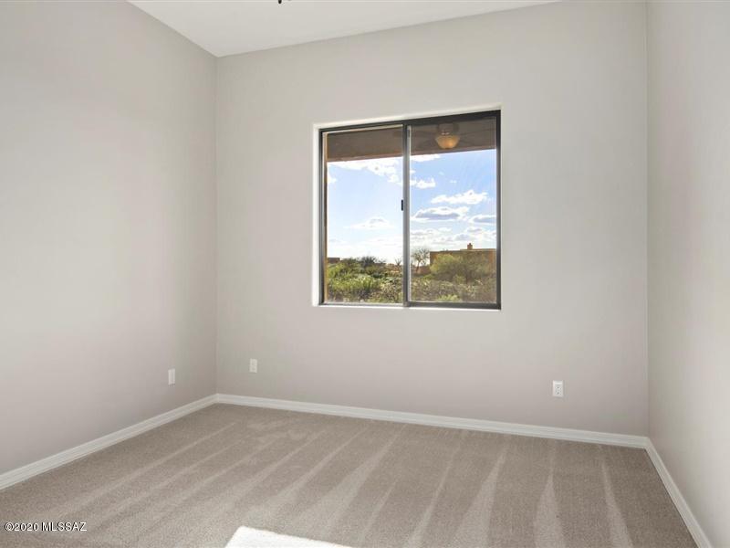 Coyote Creek (1-395) - Residential