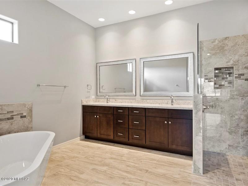 Coyote Creek (1-395) - Residential