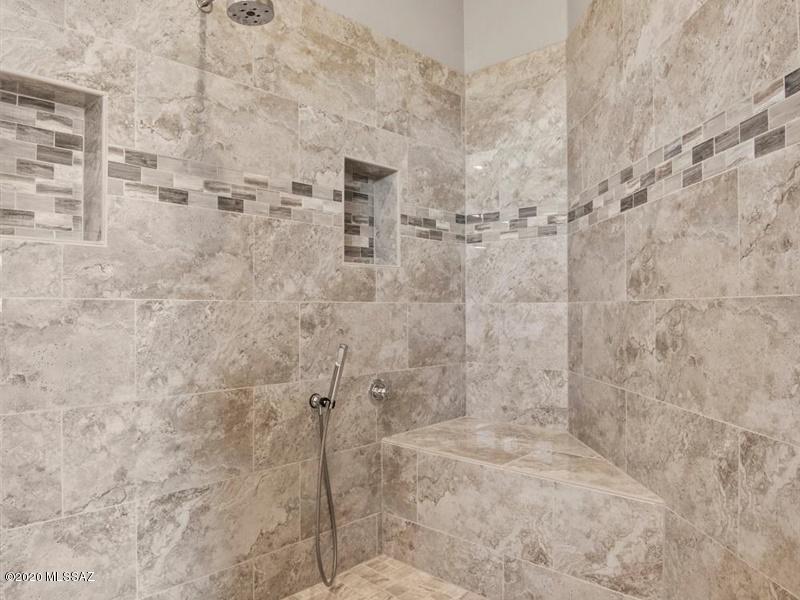 Coyote Creek (1-395) - Residential