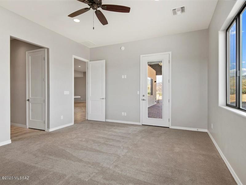 Coyote Creek (1-395) - Residential