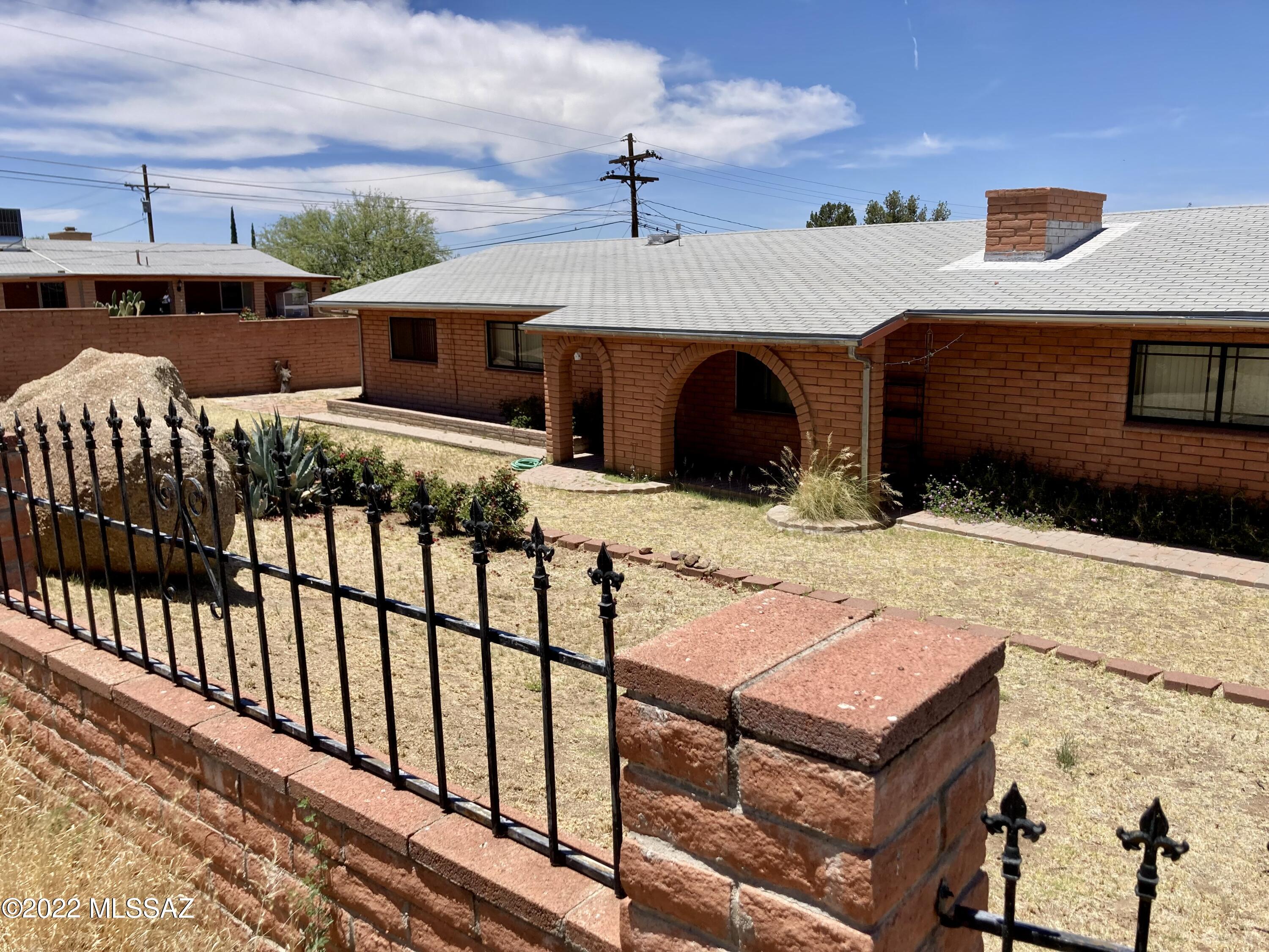 Oracle Village Estates - Residential