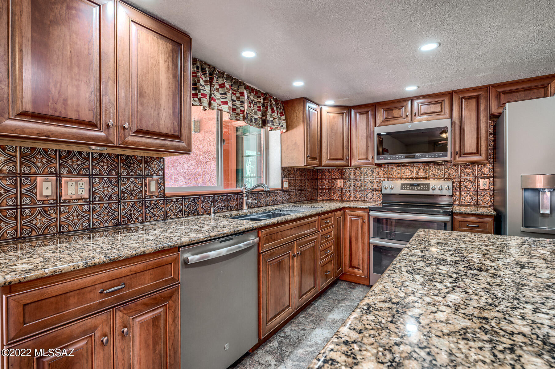 Heatherwood Hills (73-277) - Residential