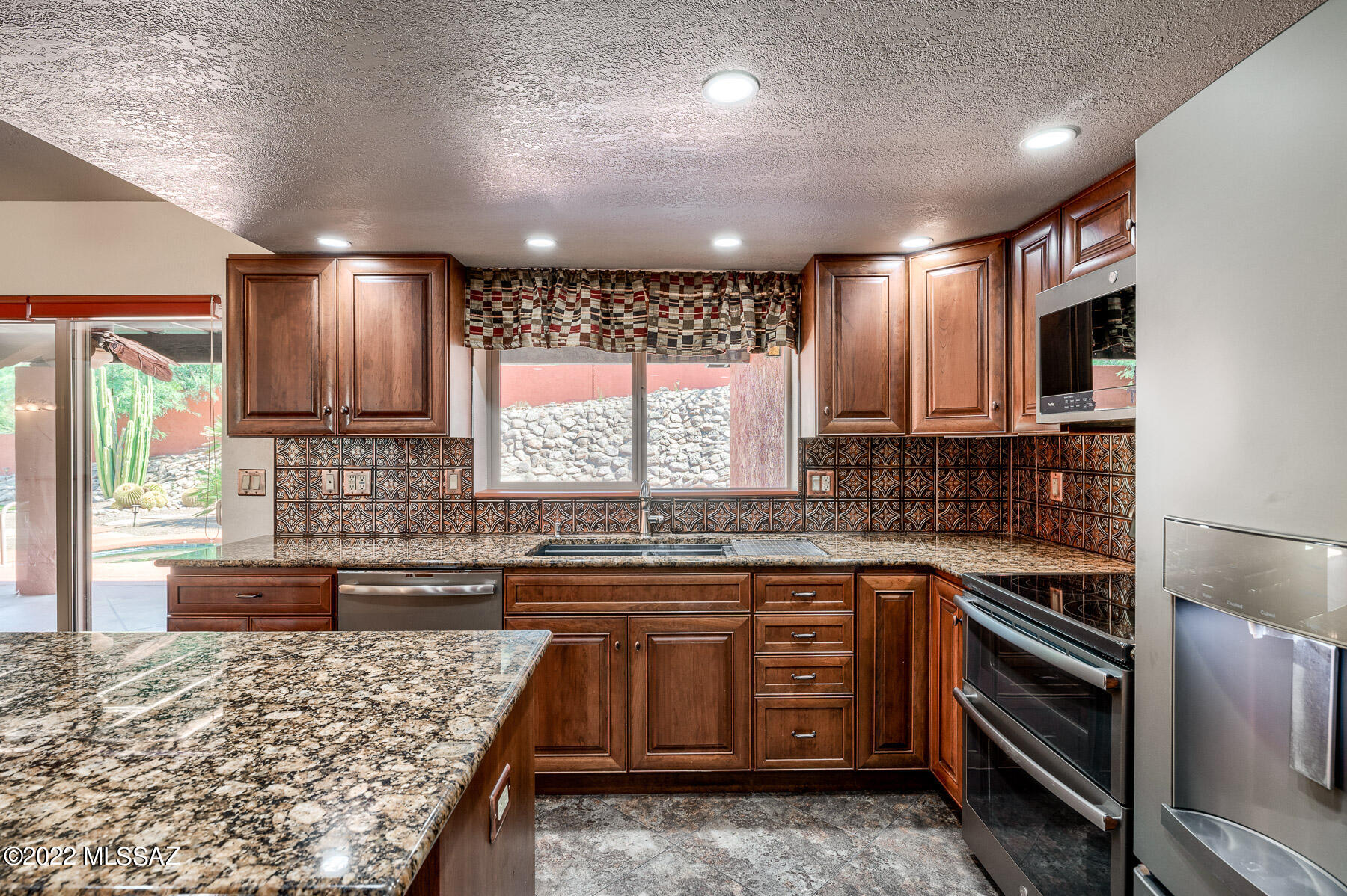 Heatherwood Hills (73-277) - Residential