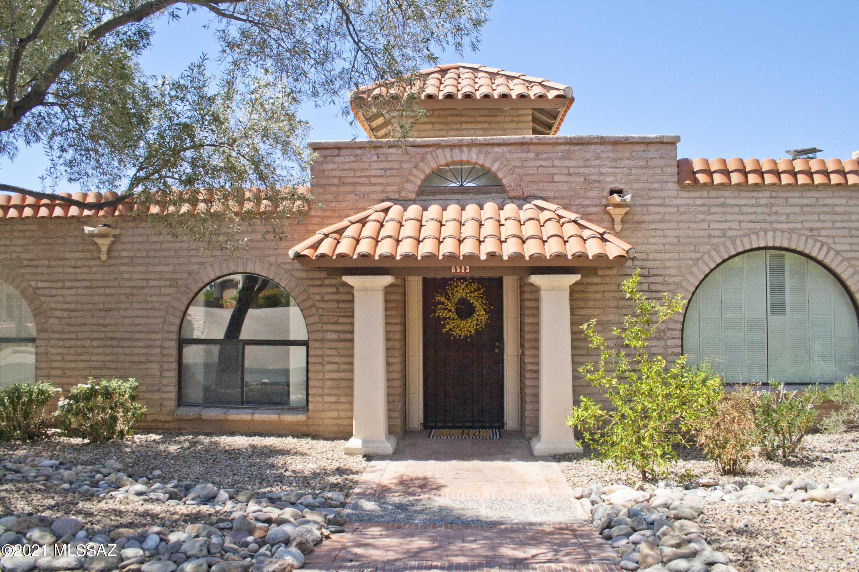Chapala (Townhouses) - Residential
