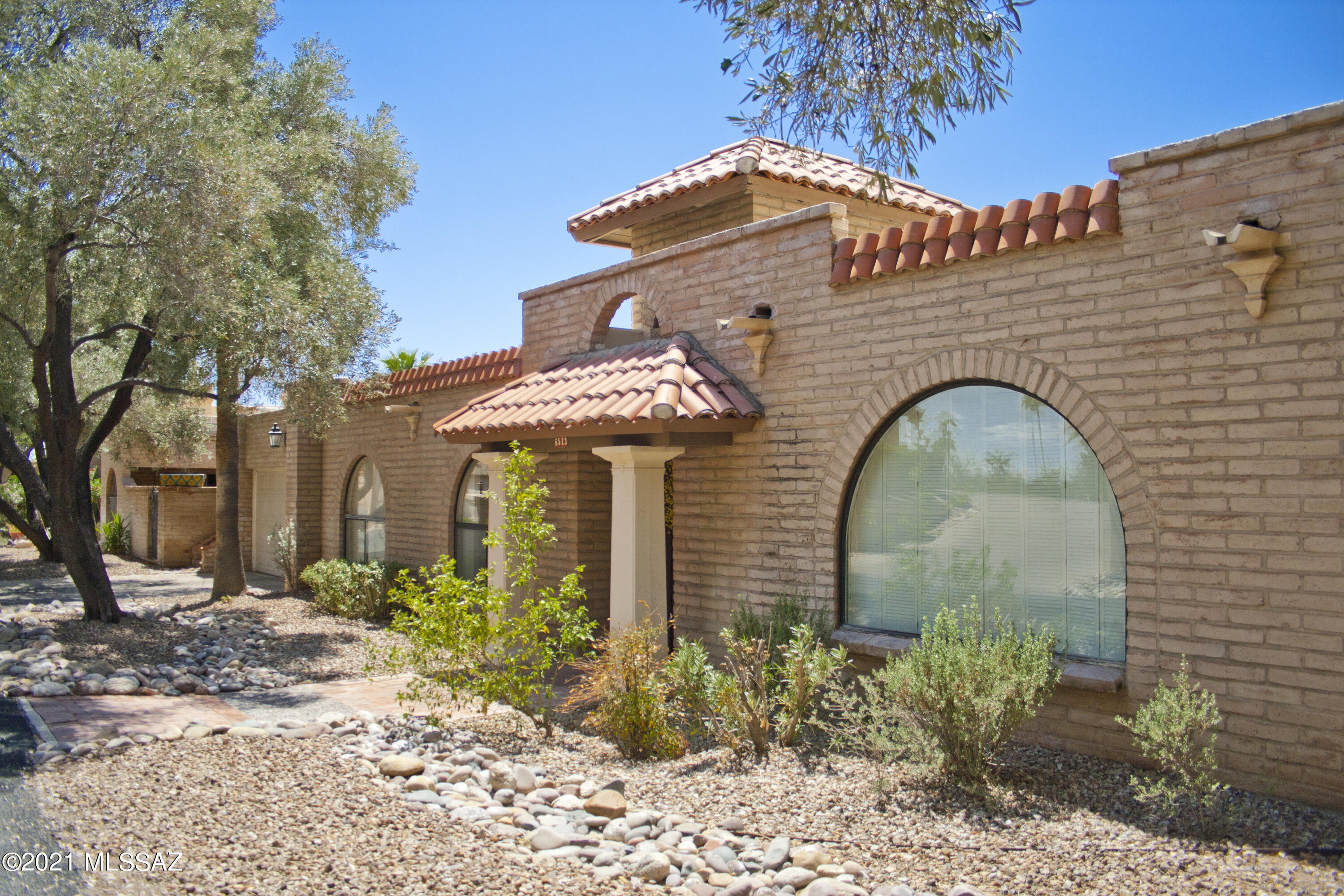 Chapala (Townhouses) - Residential