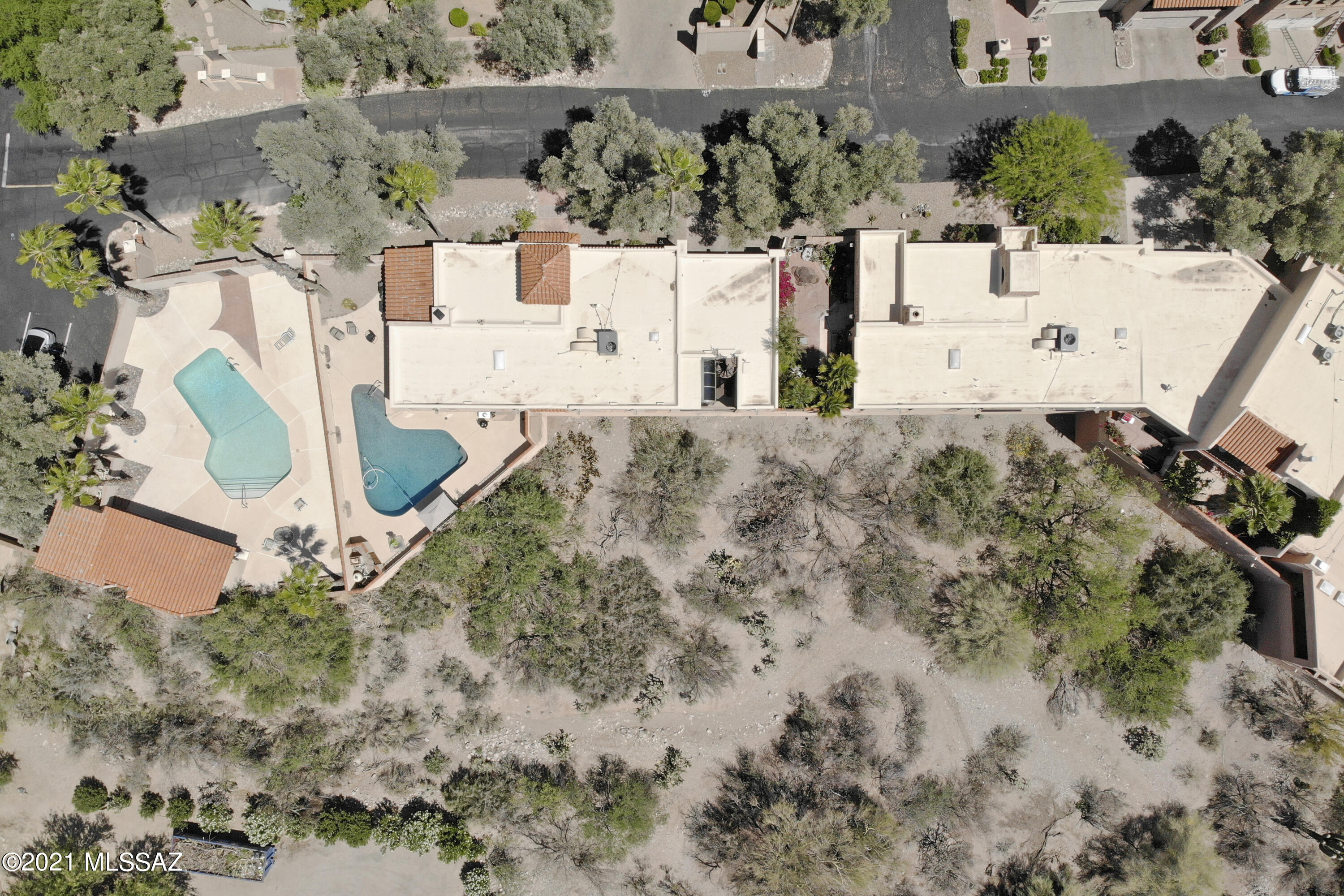 Chapala (Townhouses) - Residential