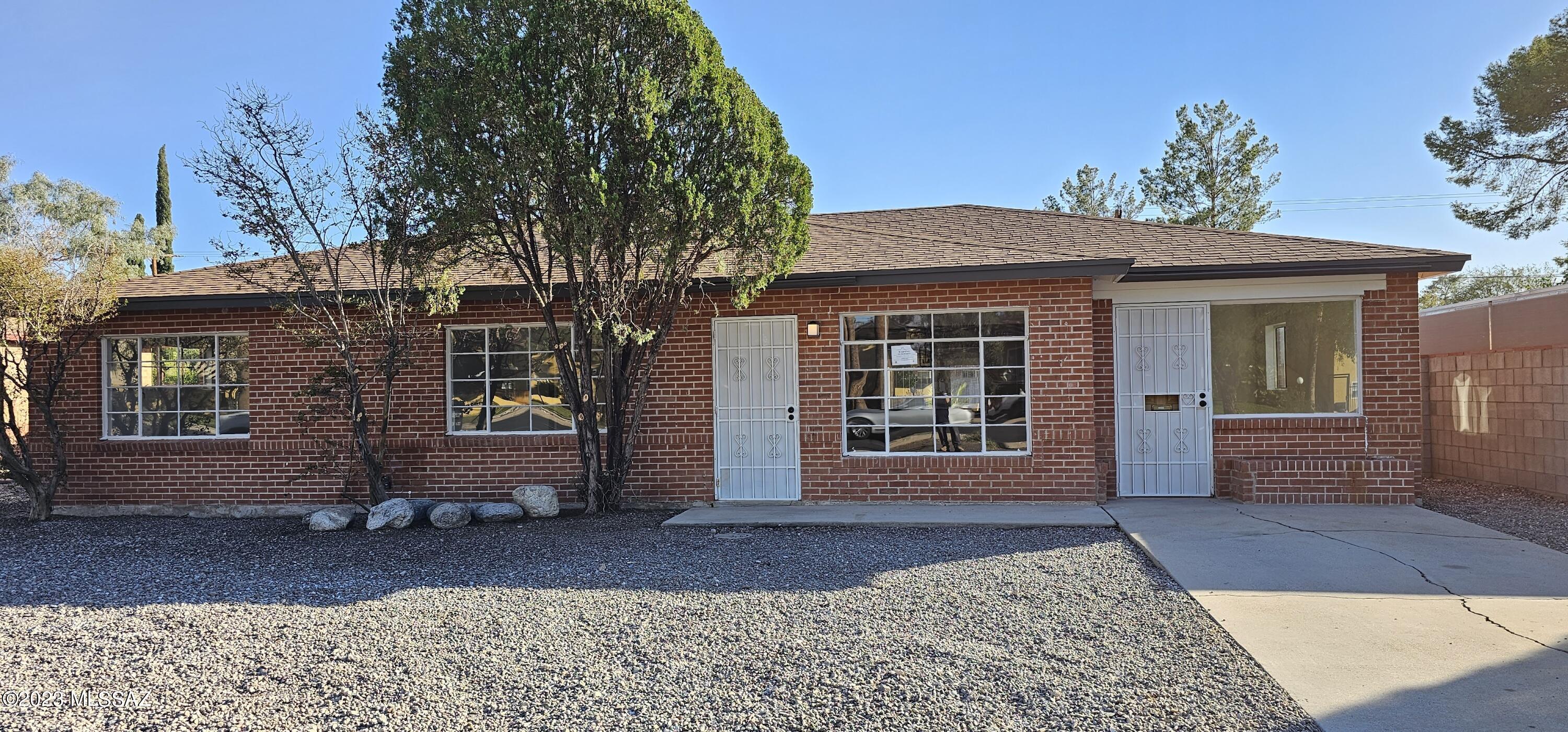 Manana Vista - Residential