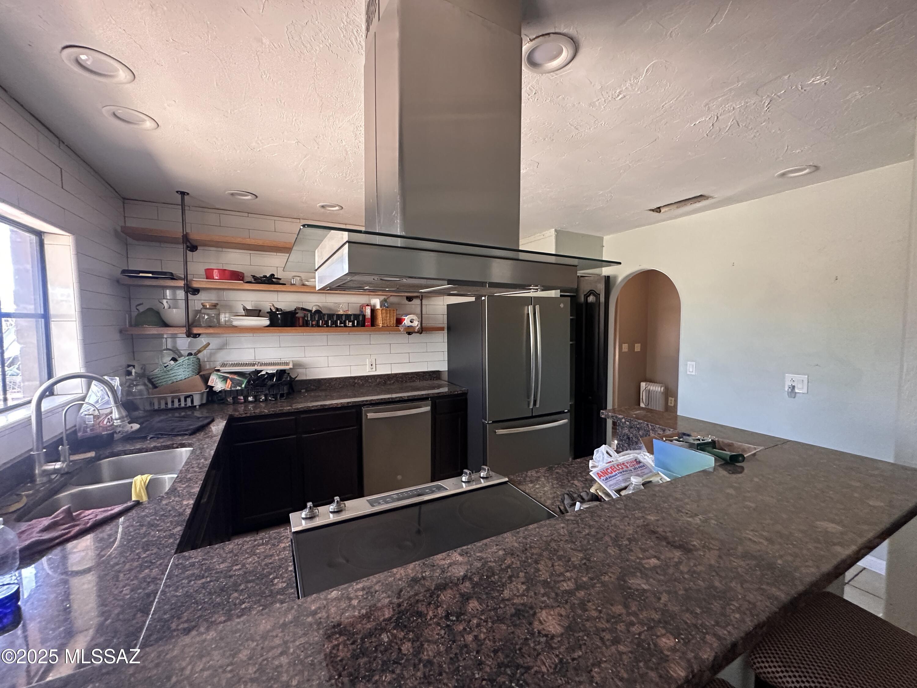 Unsubdivided - Residential