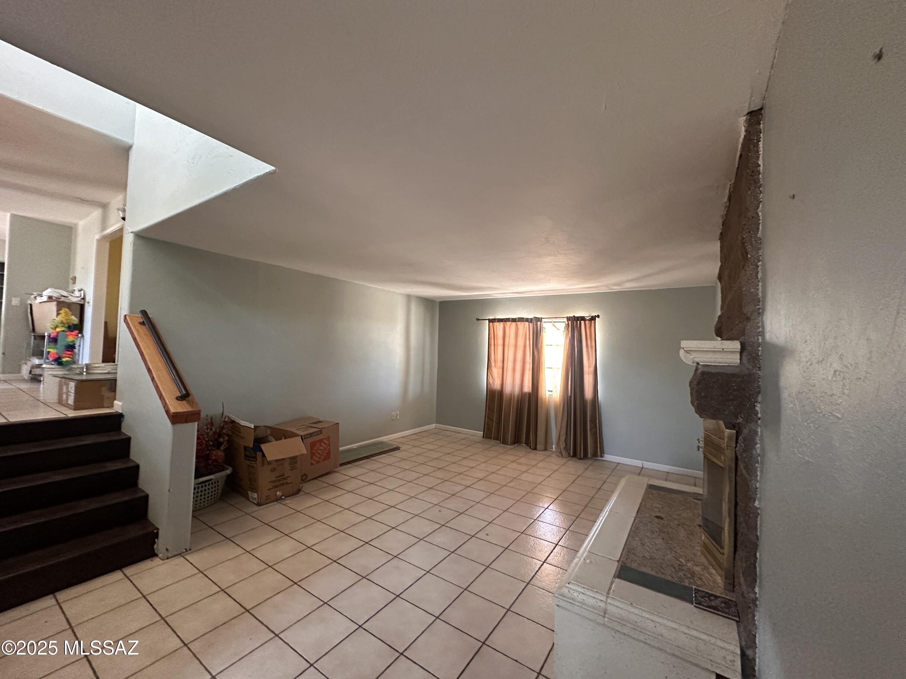 Unsubdivided - Residential