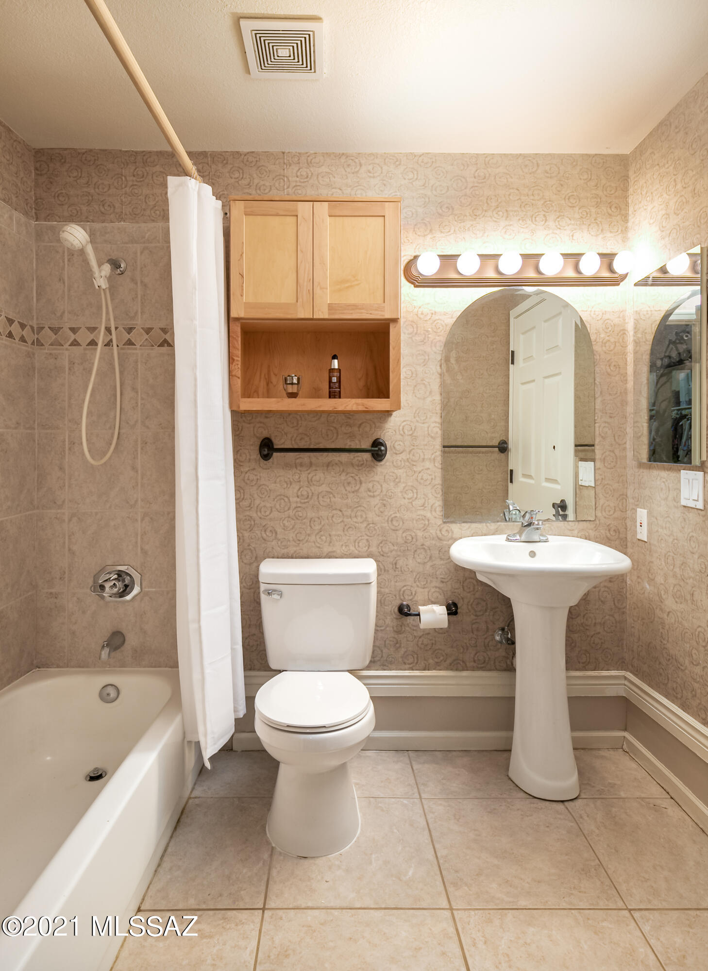 Tierra Catalina Condominium (1-120) - Residential