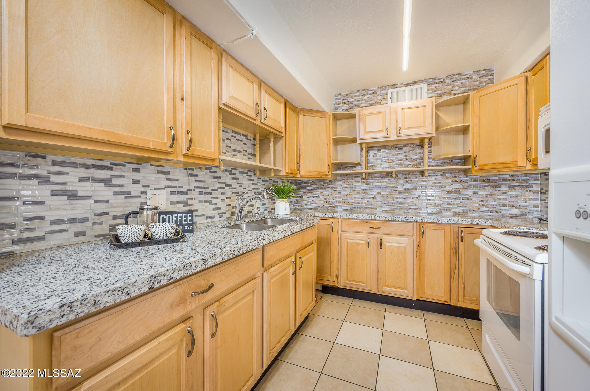 Las Colinas Condominiums - Residential
