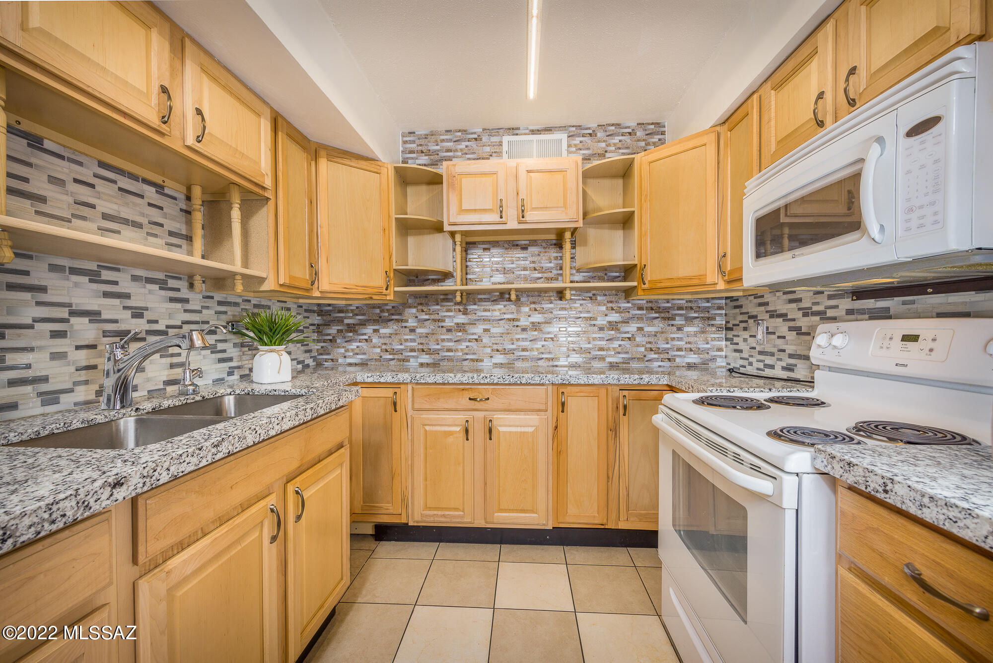 Las Colinas Condominiums - Residential