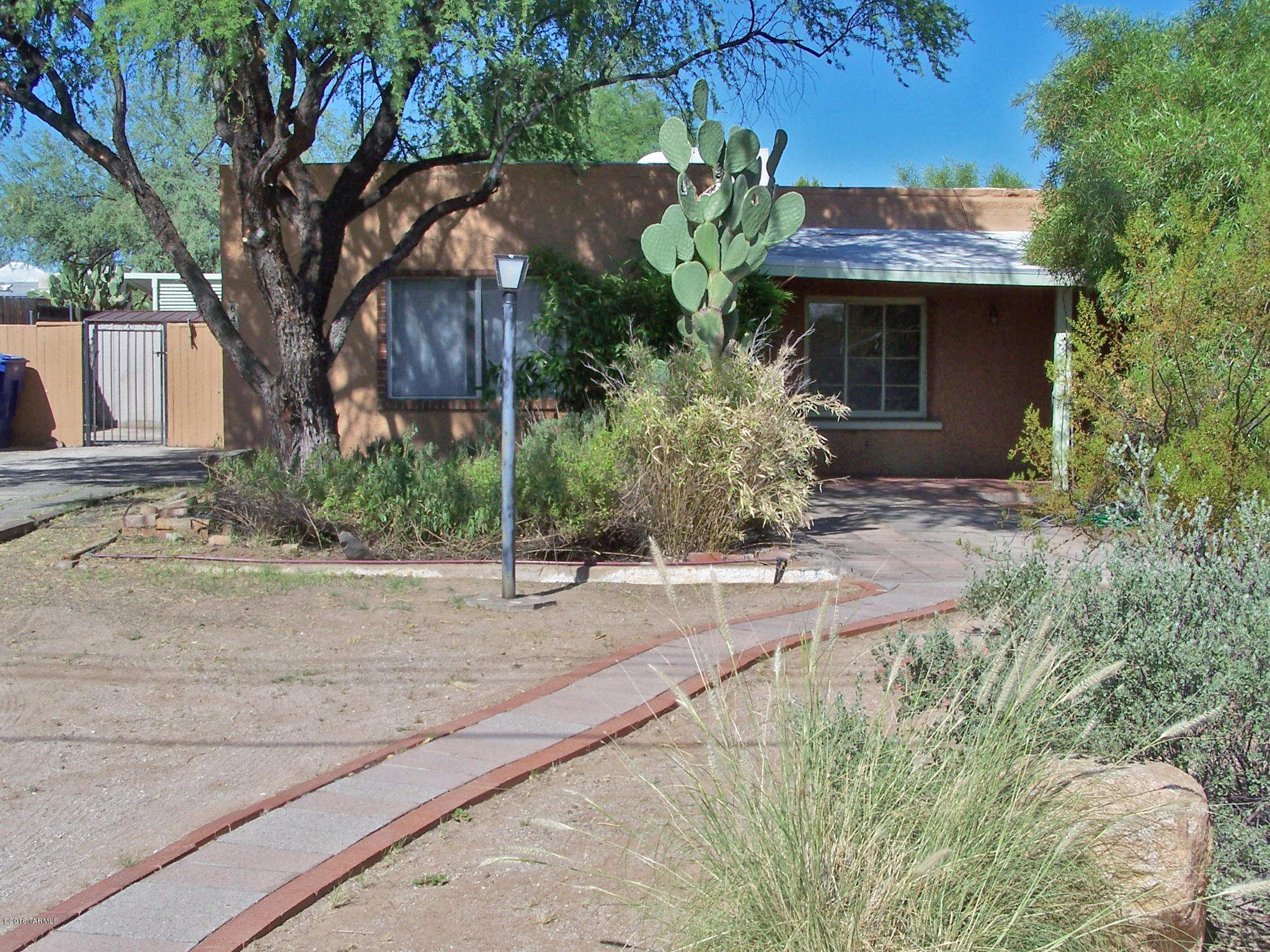 Sahuaro Hill - Residential