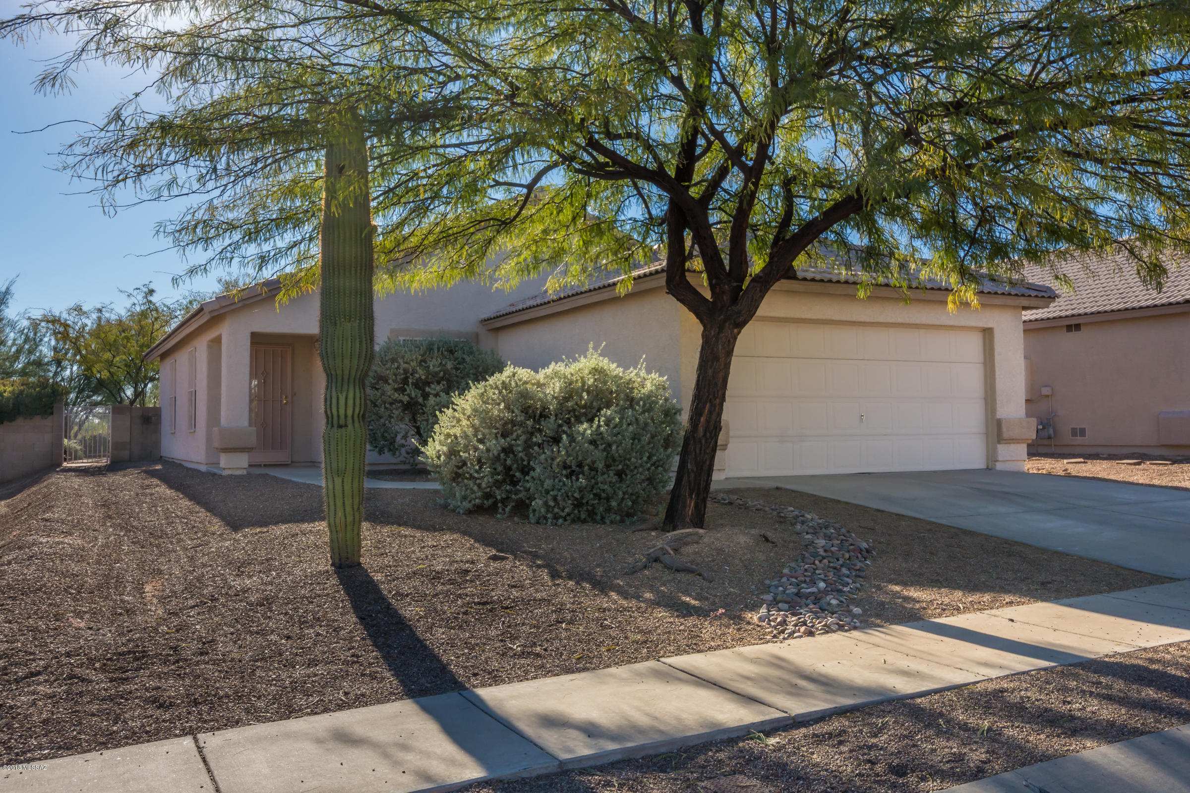 La Cholla Ridge (1-77) - Residential