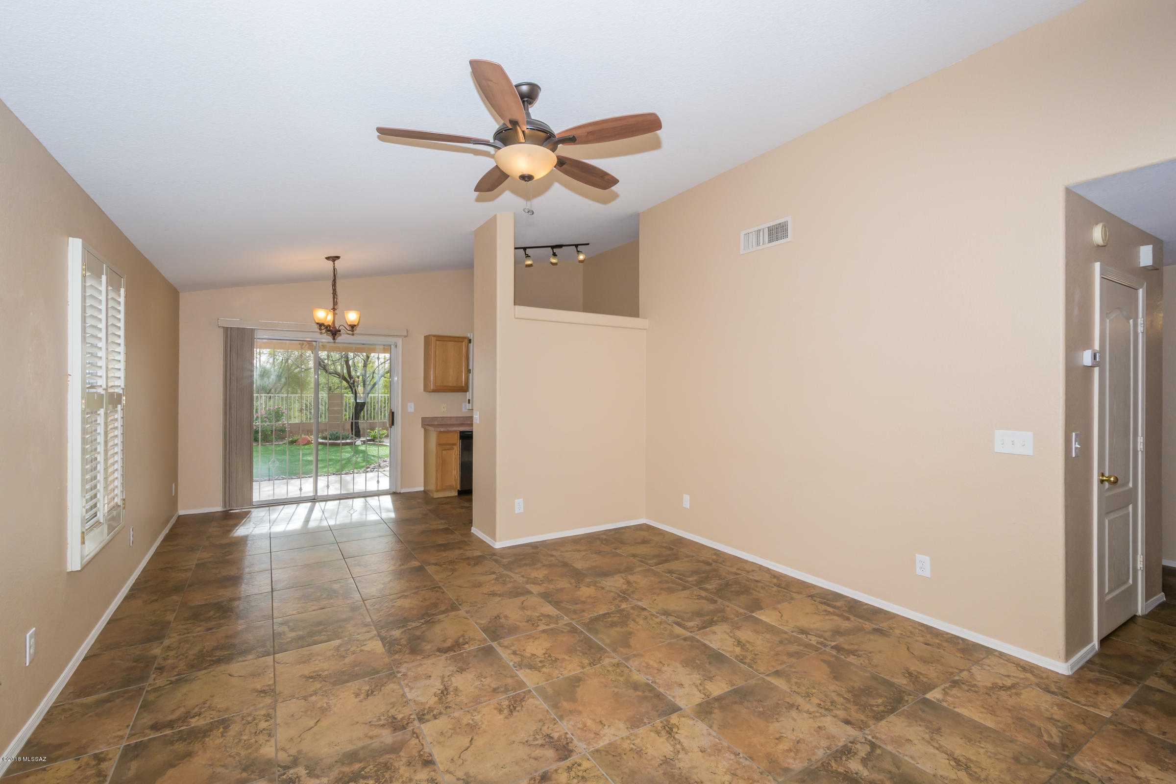 La Cholla Ridge (1-77) - Residential