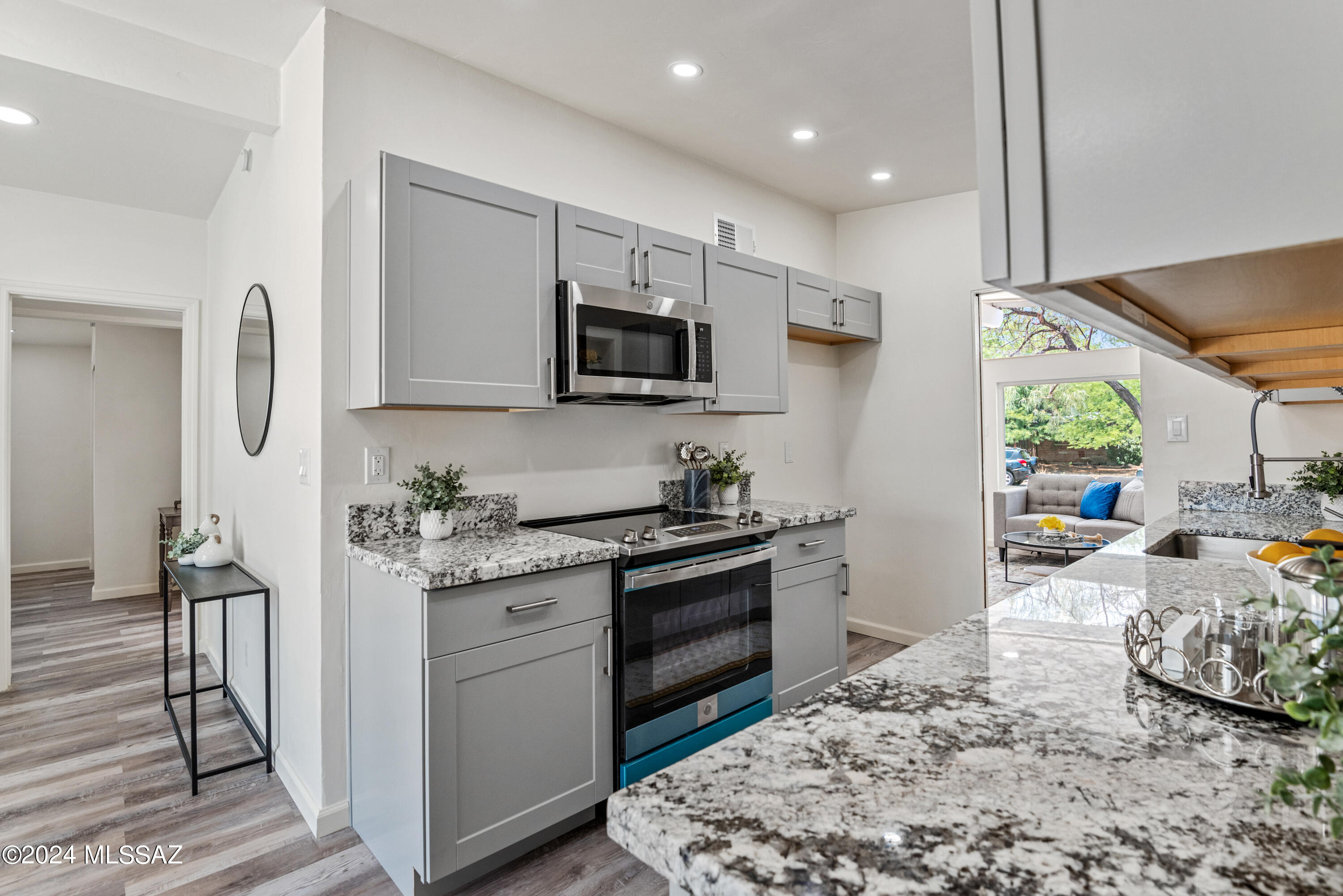 Kingston Knolls Terrace - Residential