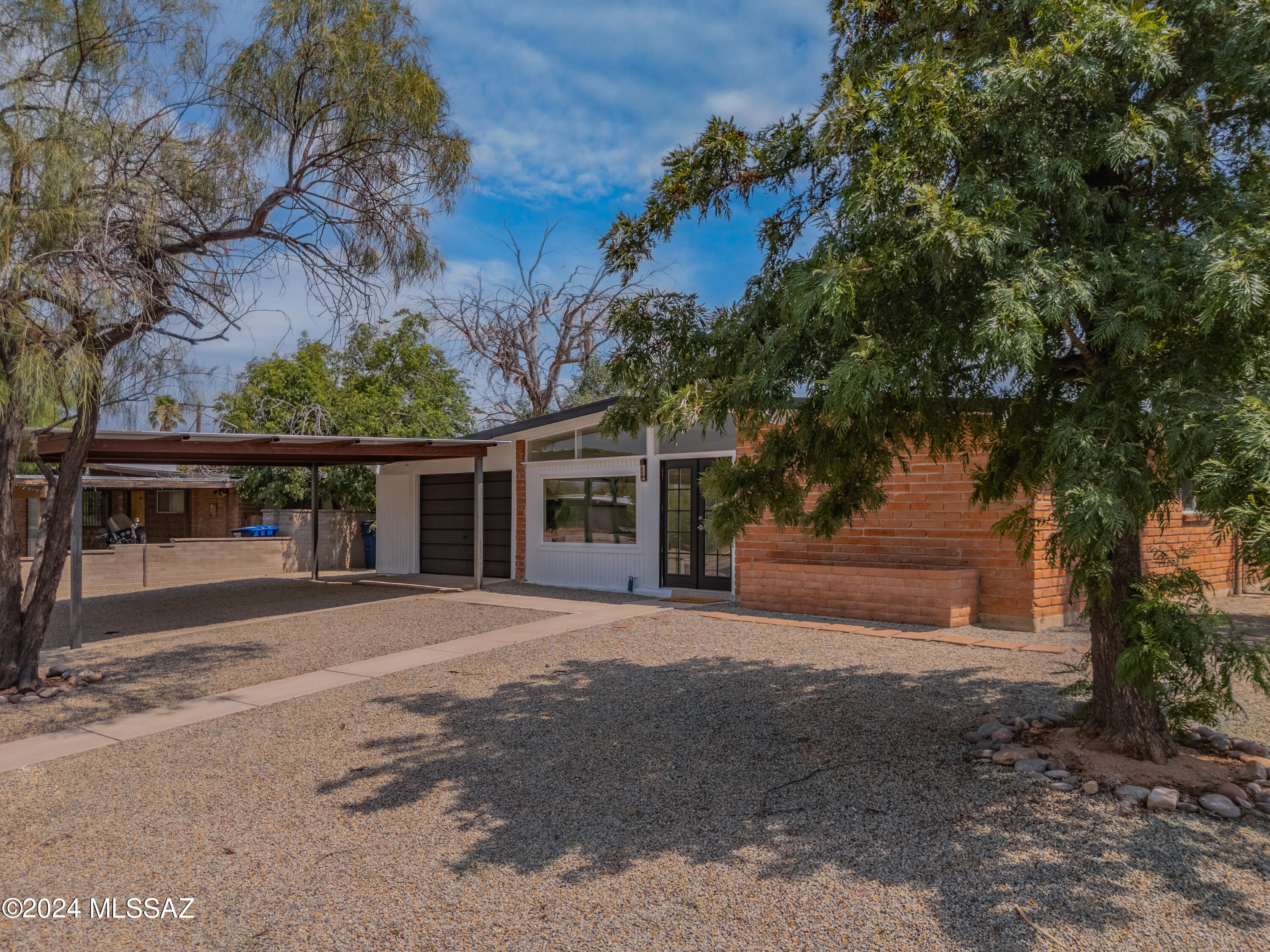 Kingston Knolls Terrace - Residential