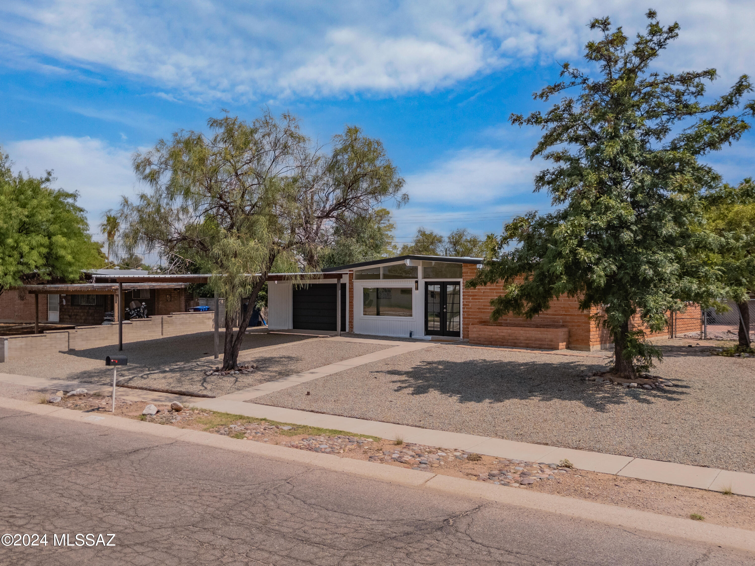 Kingston Knolls Terrace - Residential