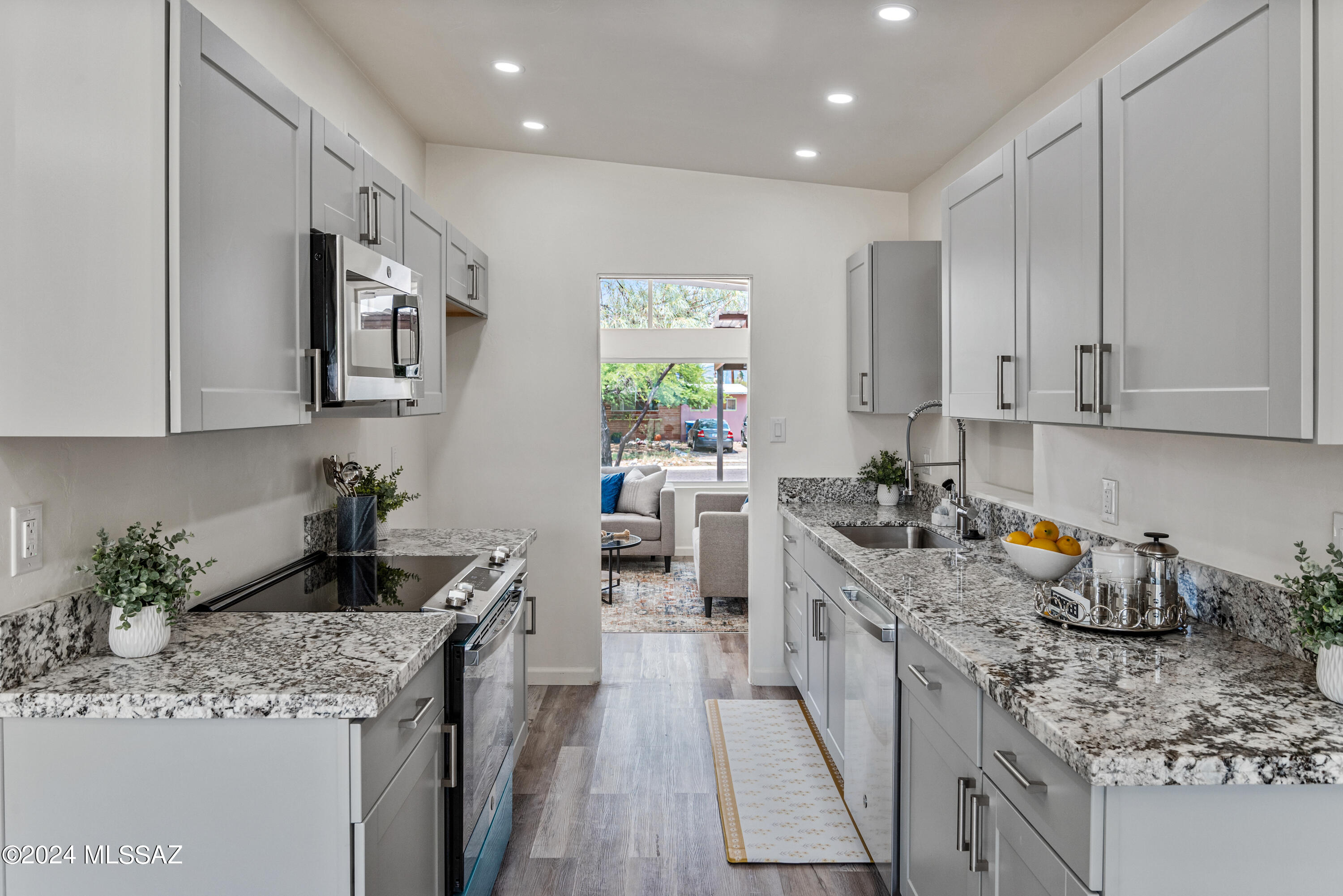 Kingston Knolls Terrace - Residential