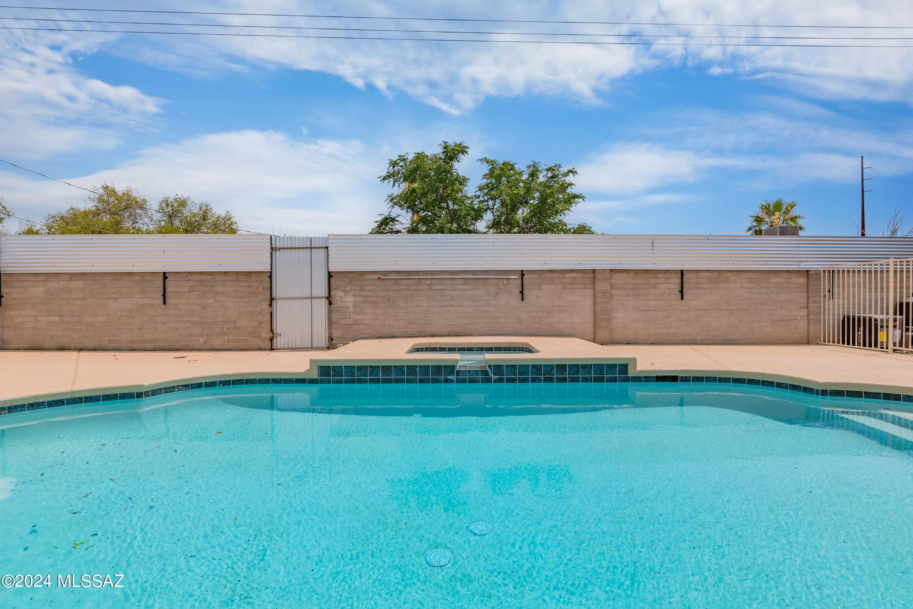 Kingston Knolls Terrace - Residential