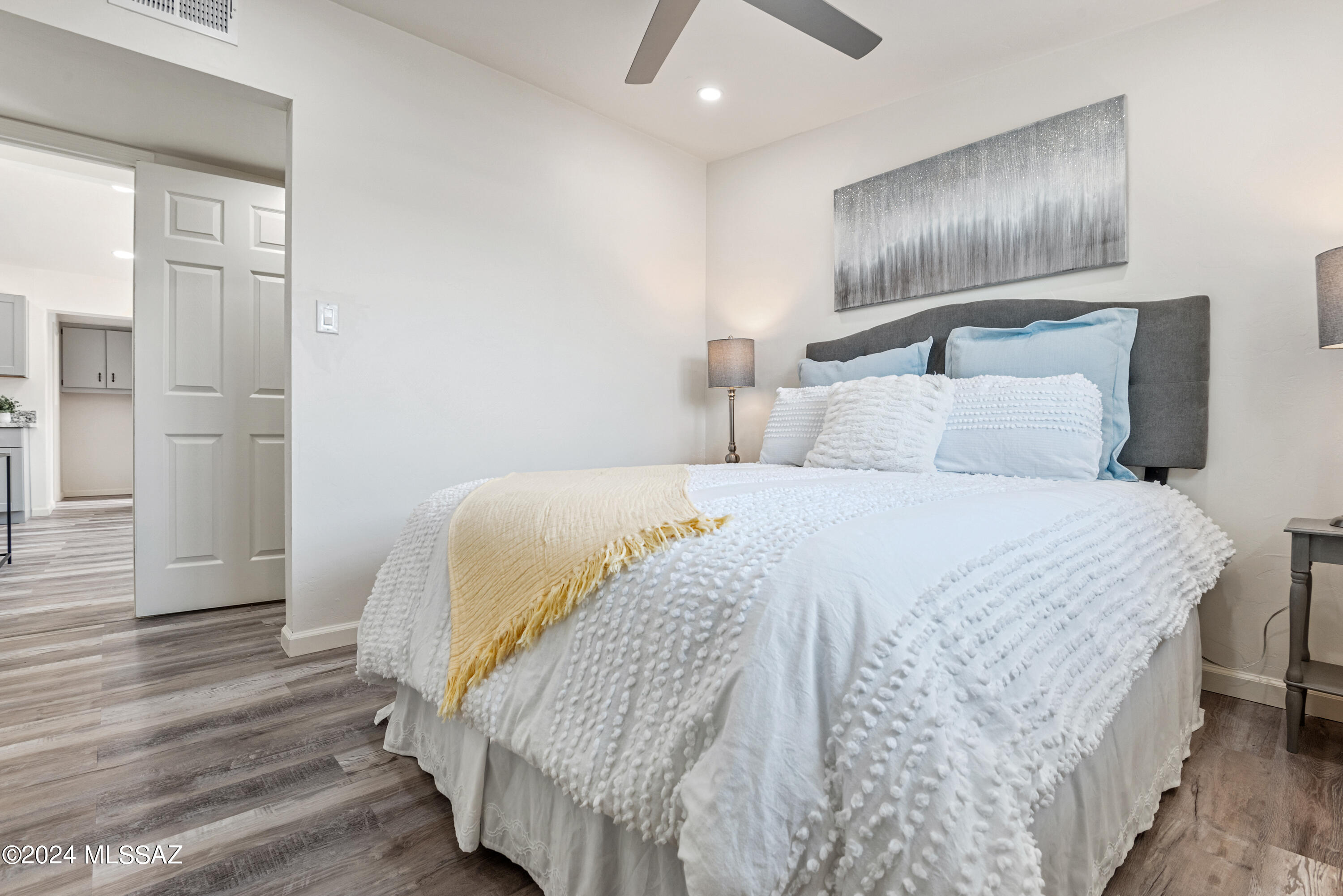Kingston Knolls Terrace - Residential