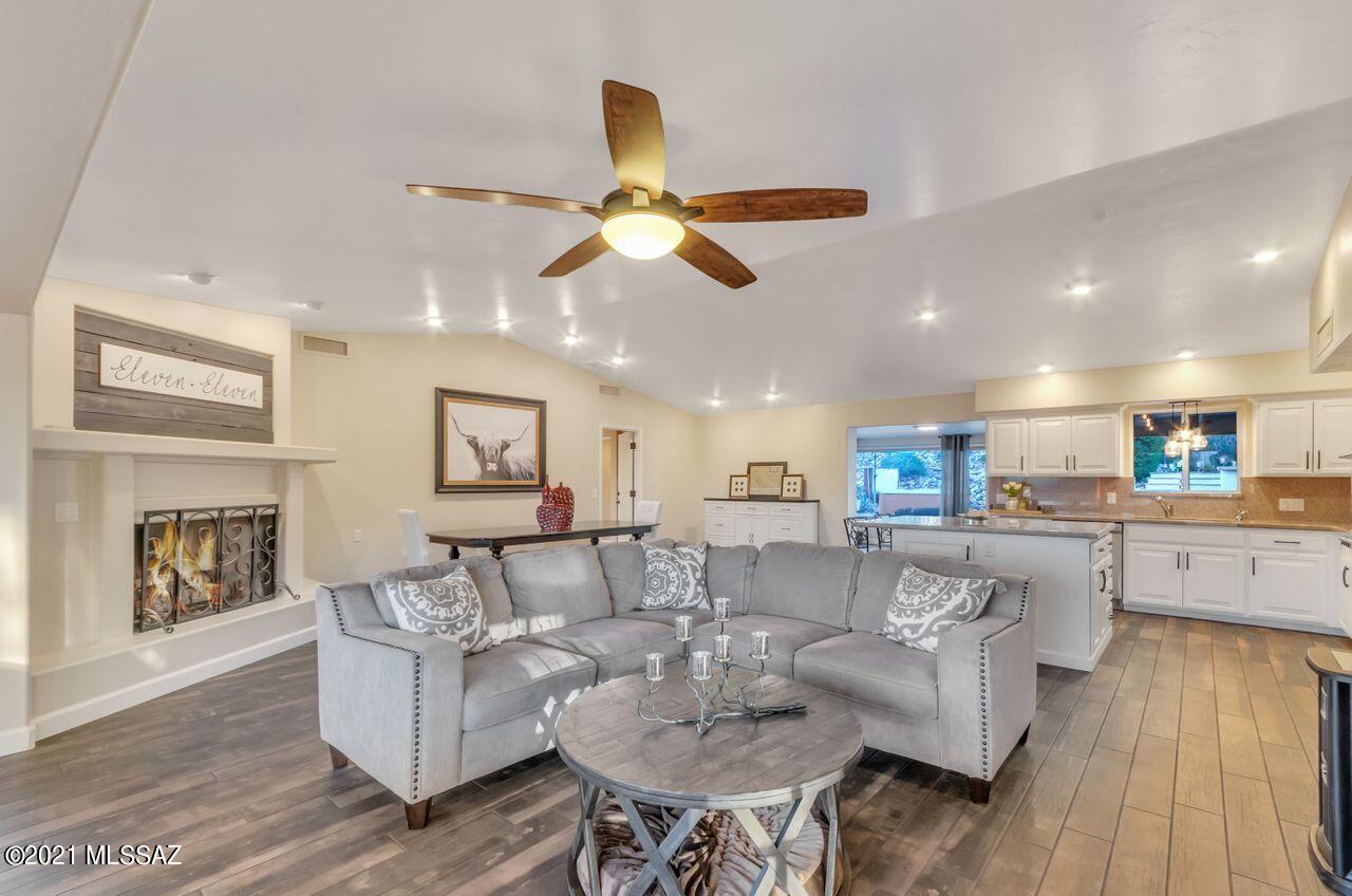 Rancho Feliz (442-647) - Residential